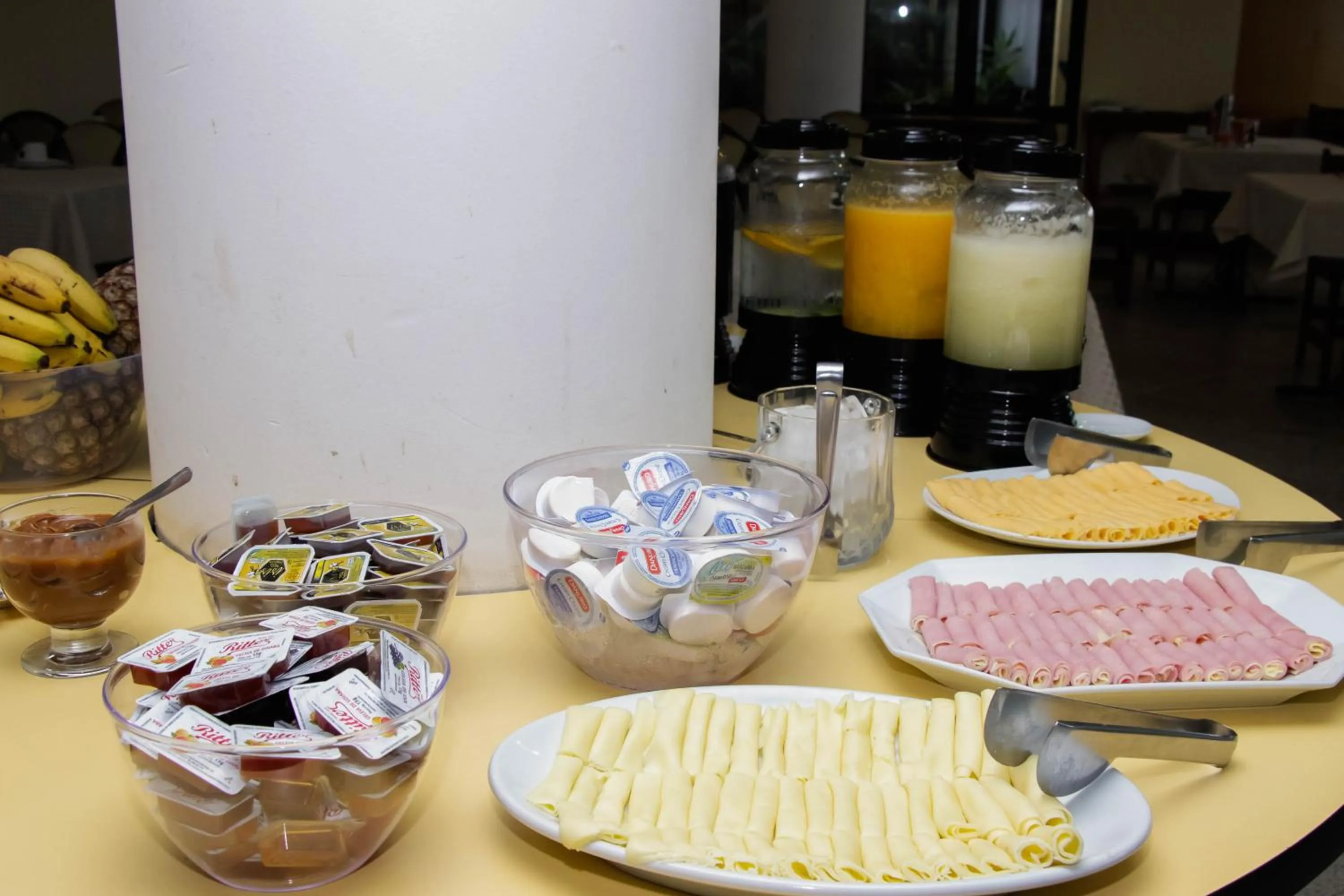 Breakfast in Hotel Midas