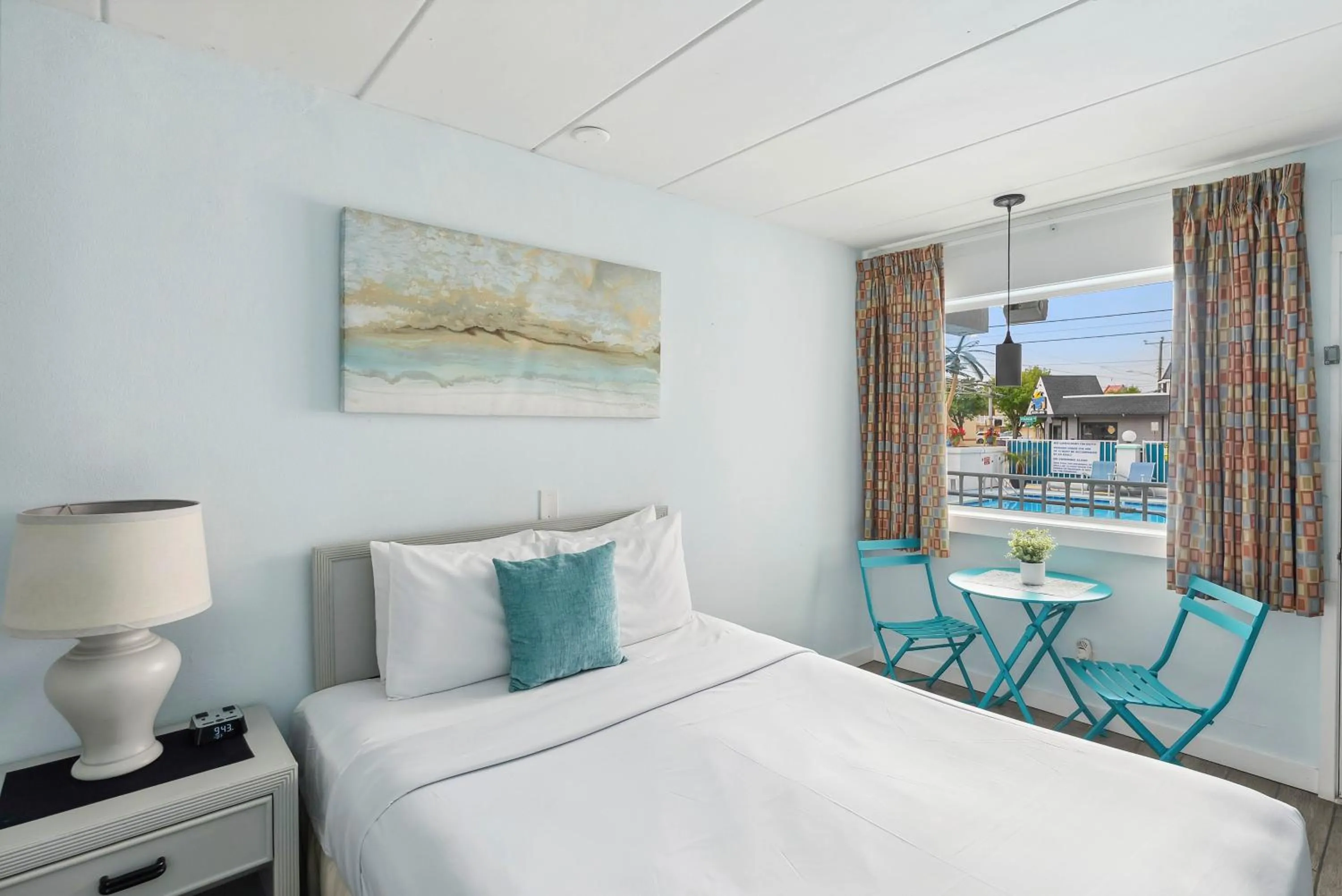 Seating area in Daytona Inn and Suites