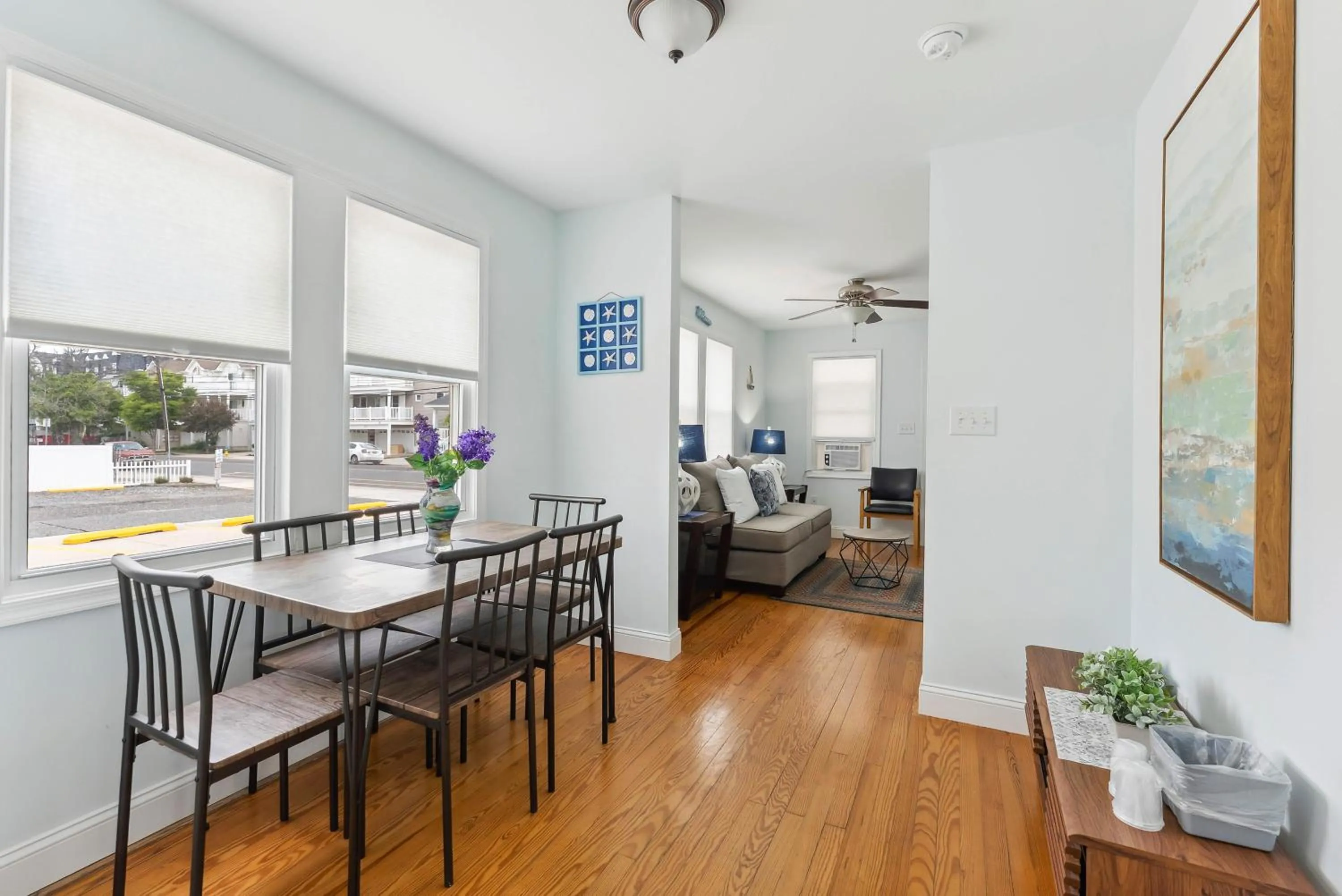 Dining area in Daytona Inn and Suites
