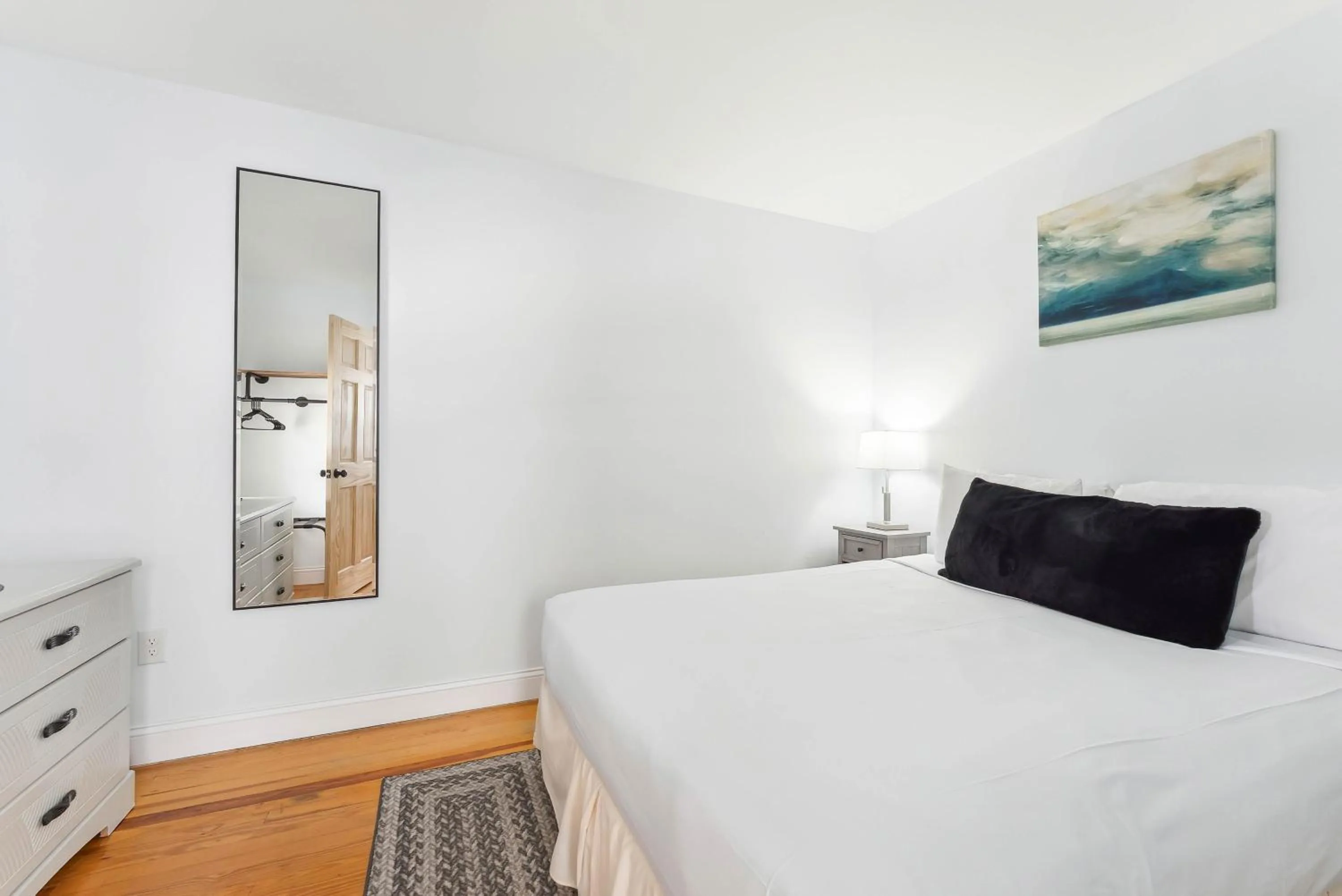 Bedroom in Daytona Inn and Suites