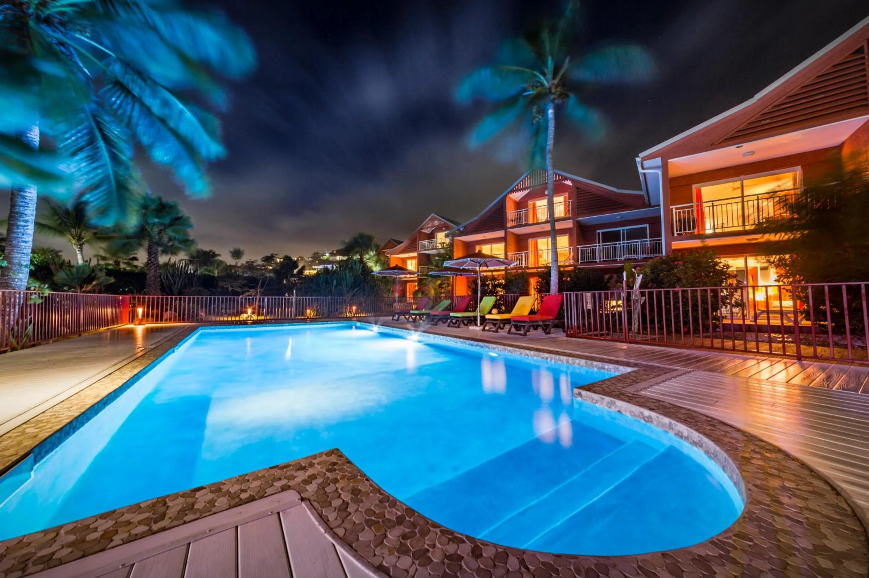 Swimming pool in Orient Bay Palm Court Residence 4 Stars
