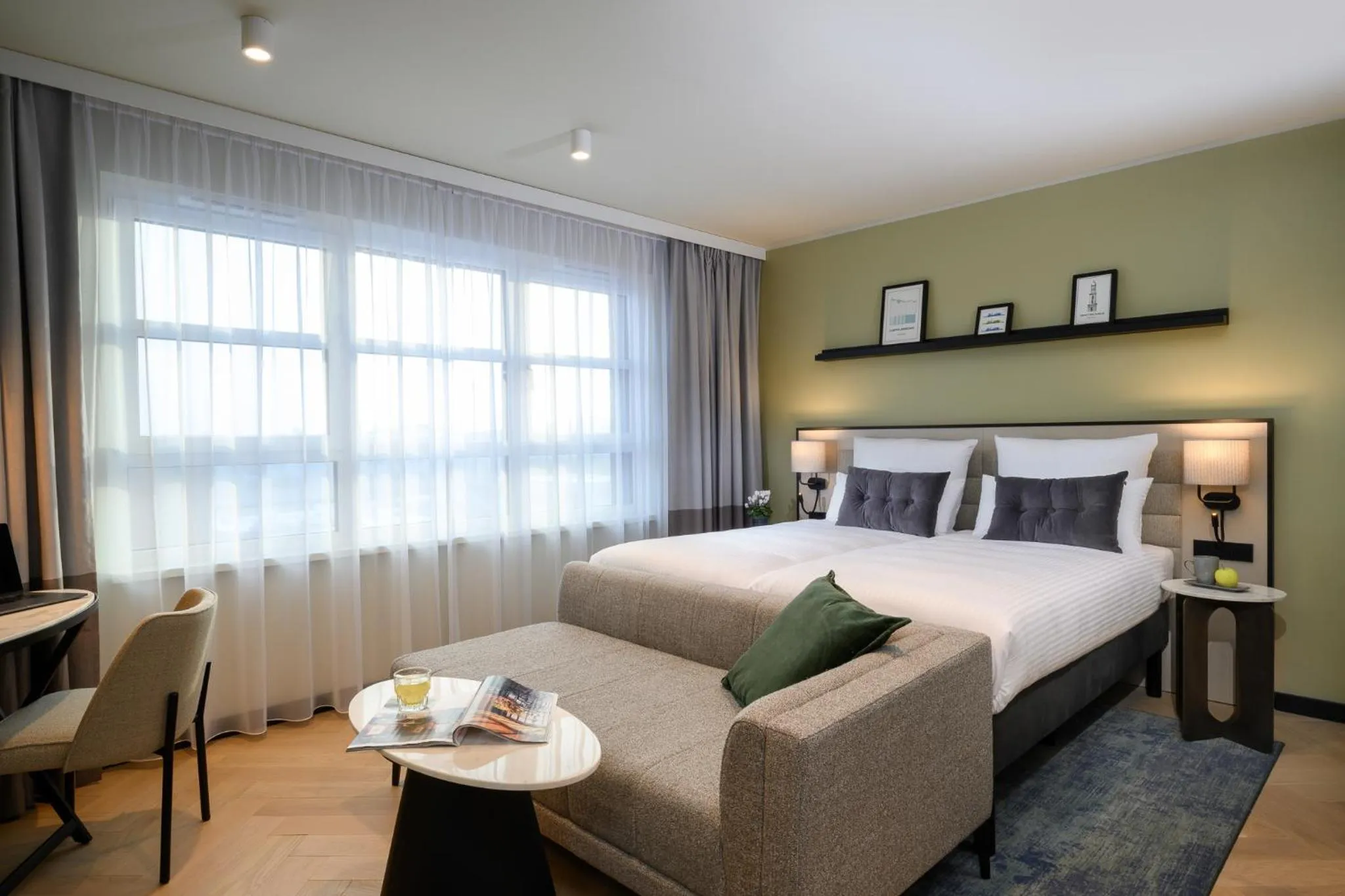 Bed in master Altona