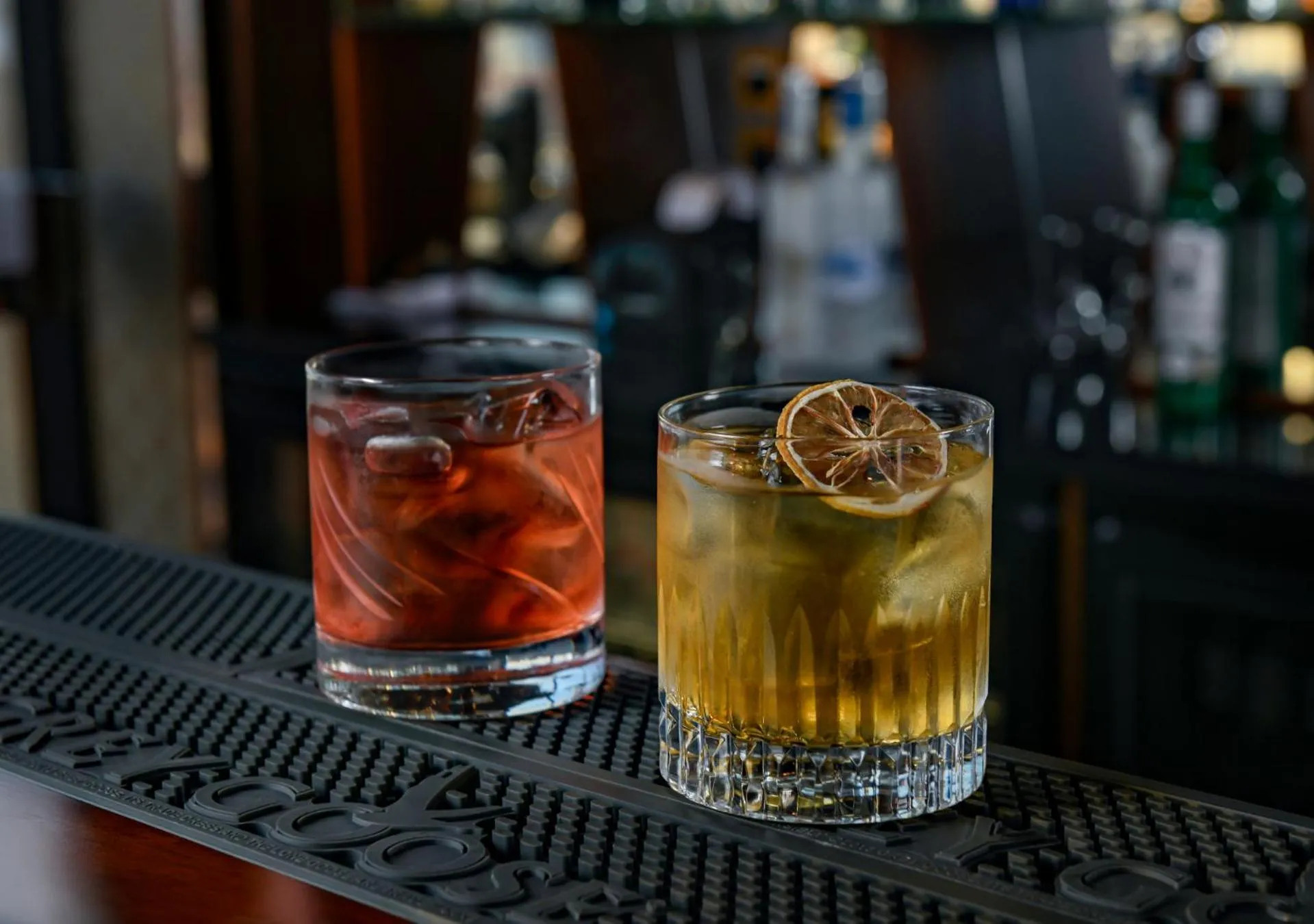 Lounge or bar in Swiss-Belhotel Seef Bahrain