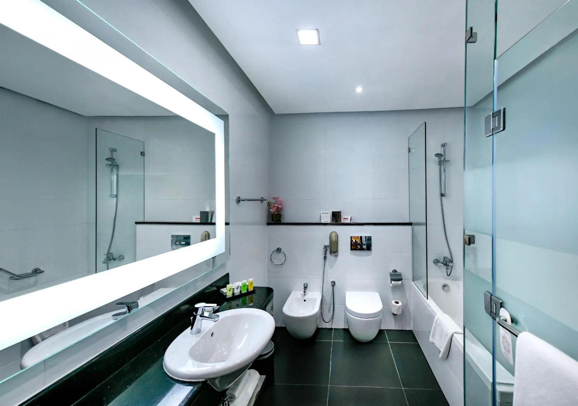 Bathroom in Swiss-Belhotel Seef Bahrain