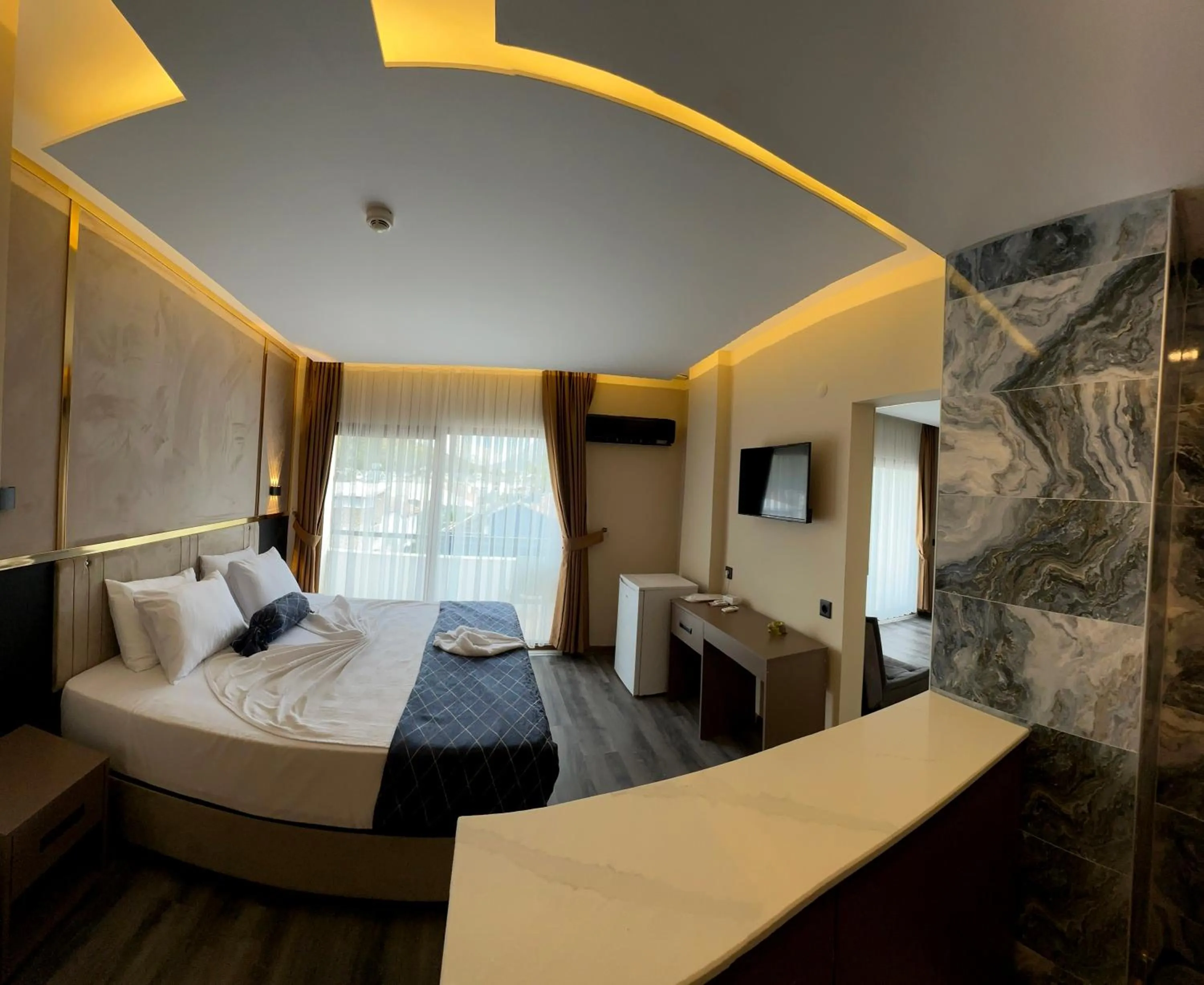 Photo of the whole room, Bed in Vois Kemer Hotel & SPA