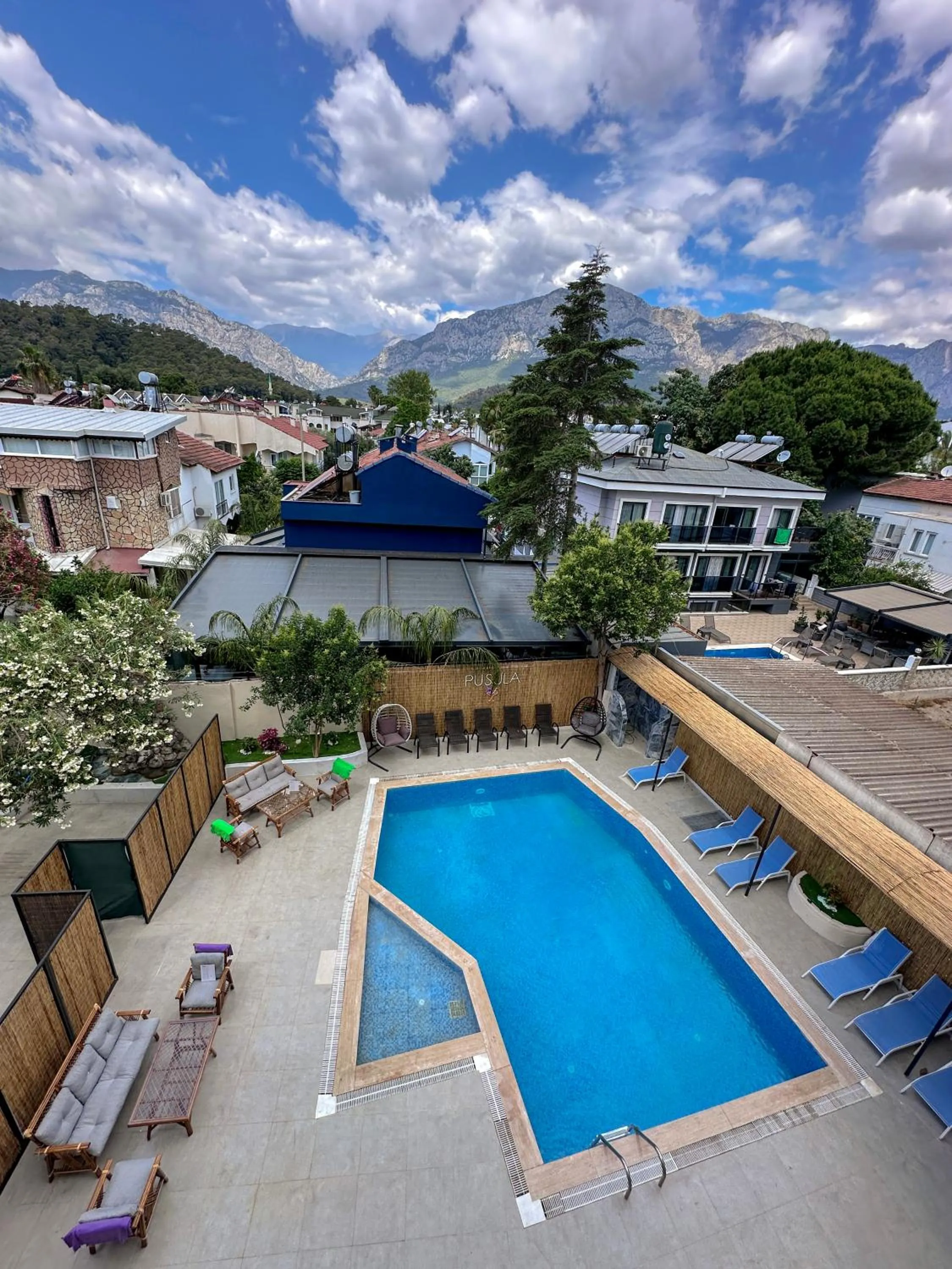 Property building, Pool View in Arikan Inn Hotel