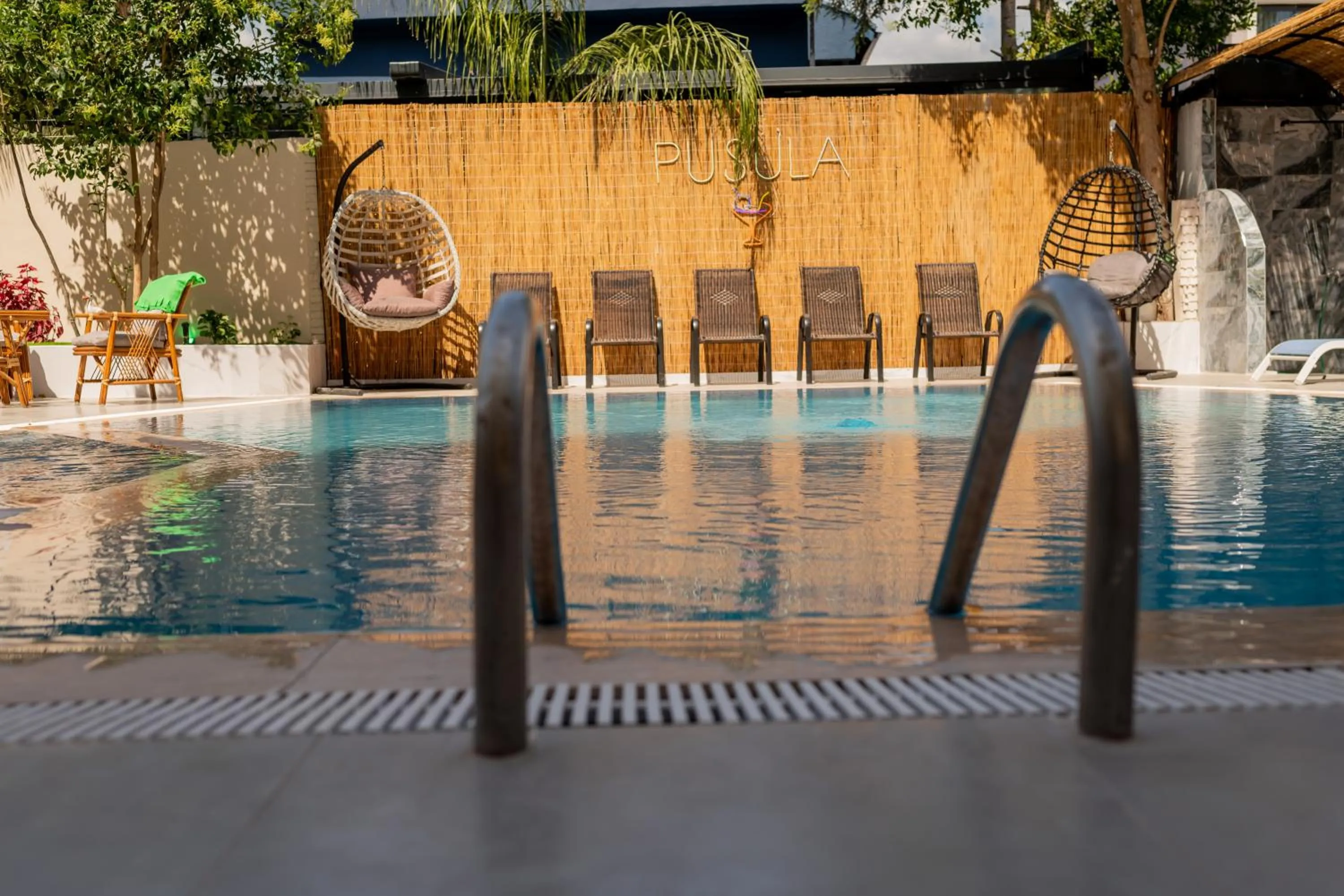 Swimming pool in Vois Kemer Hotel & SPA