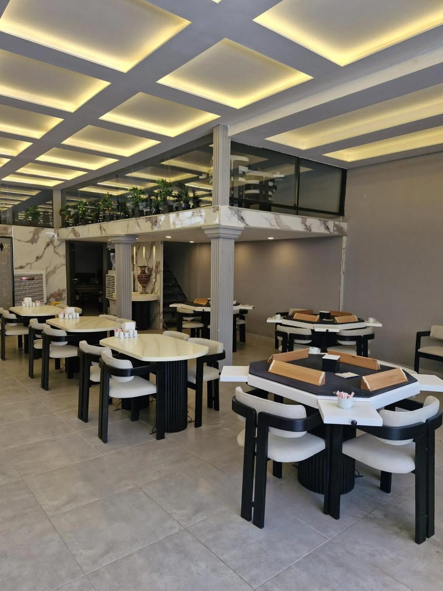Restaurant/places to eat in Vois Kemer Hotel & SPA