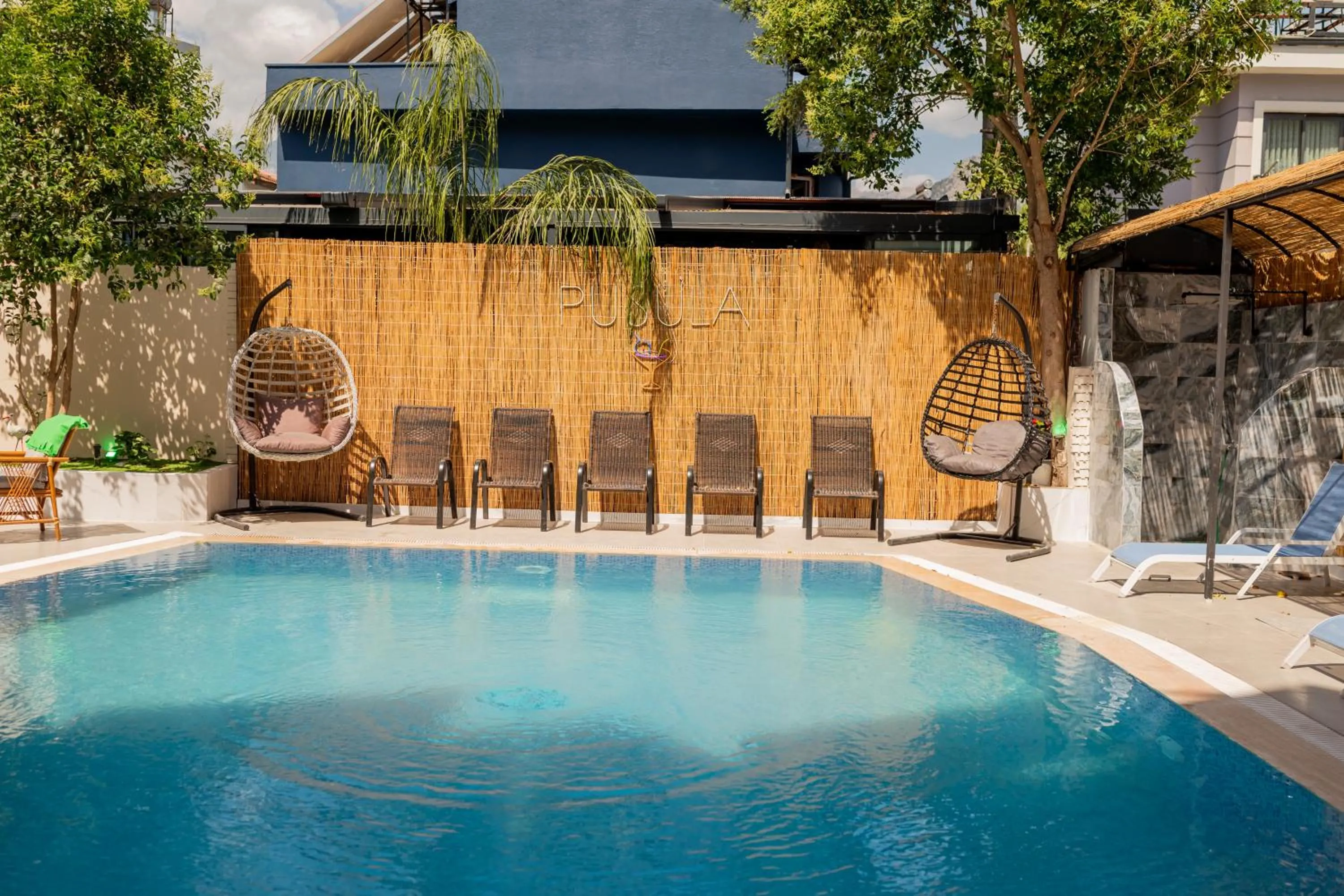 Swimming pool in Vois Kemer Hotel & SPA