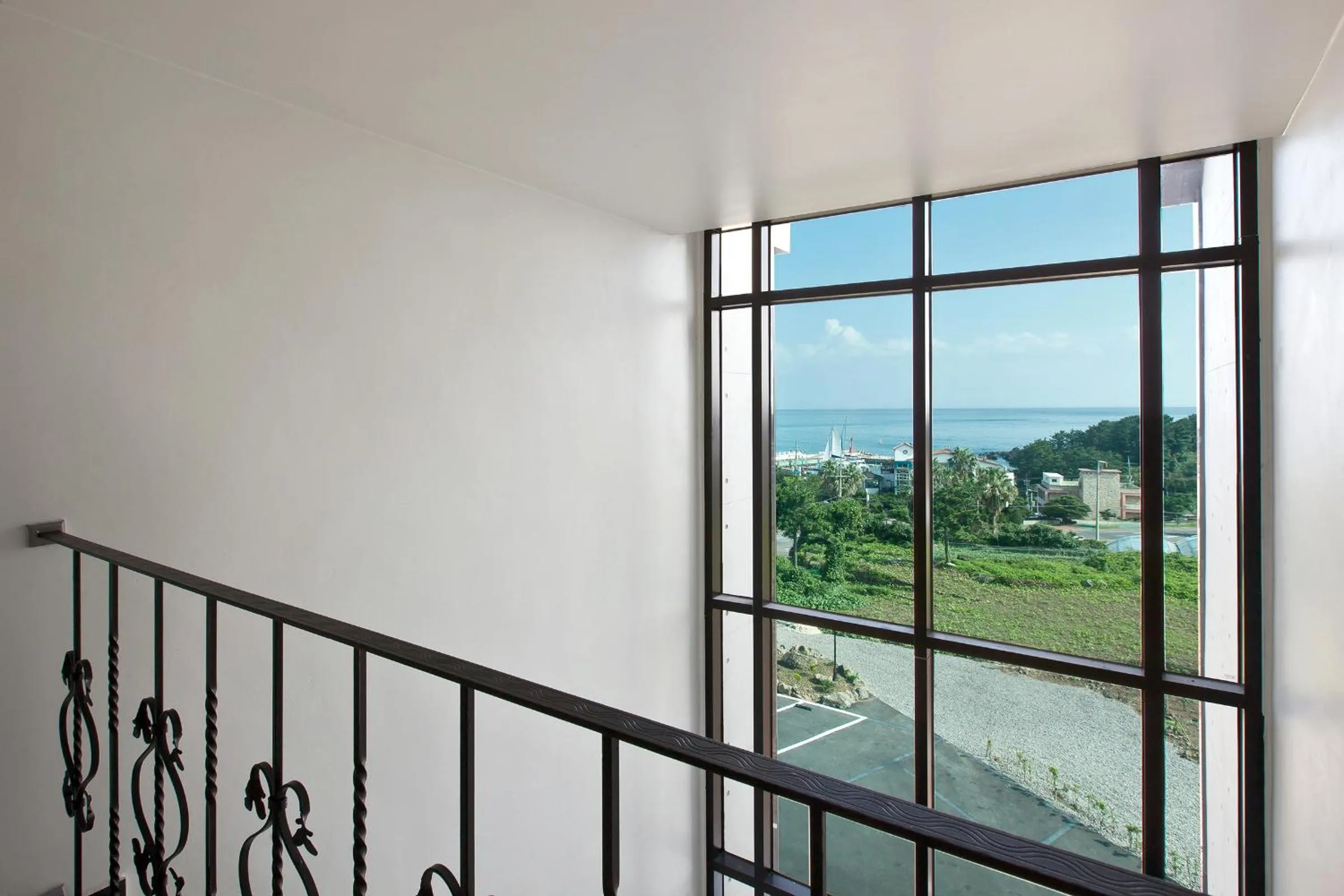 Decorative detail in Familia Hotel