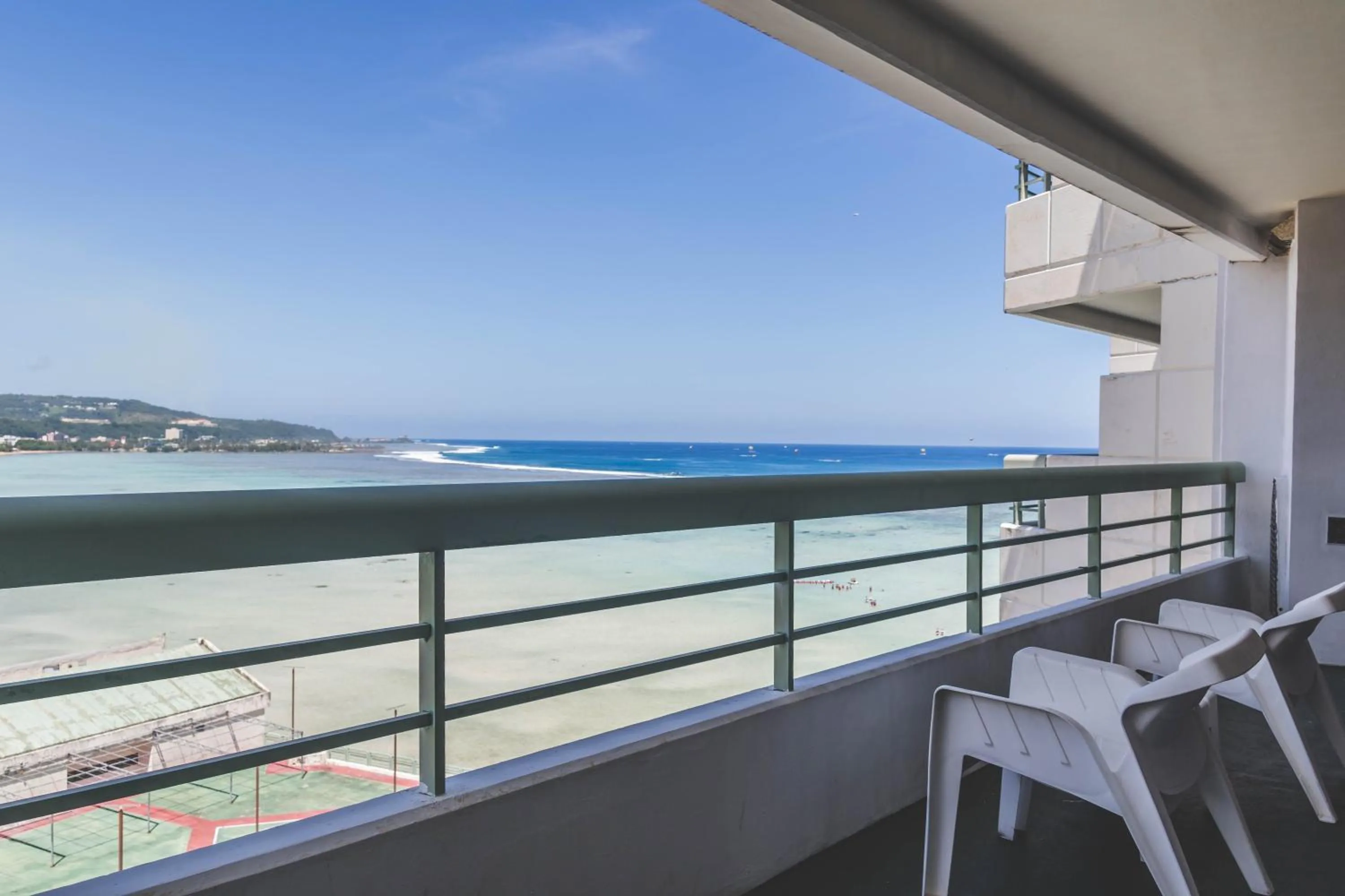 Balcony/Terrace in Alupang Beach Tower