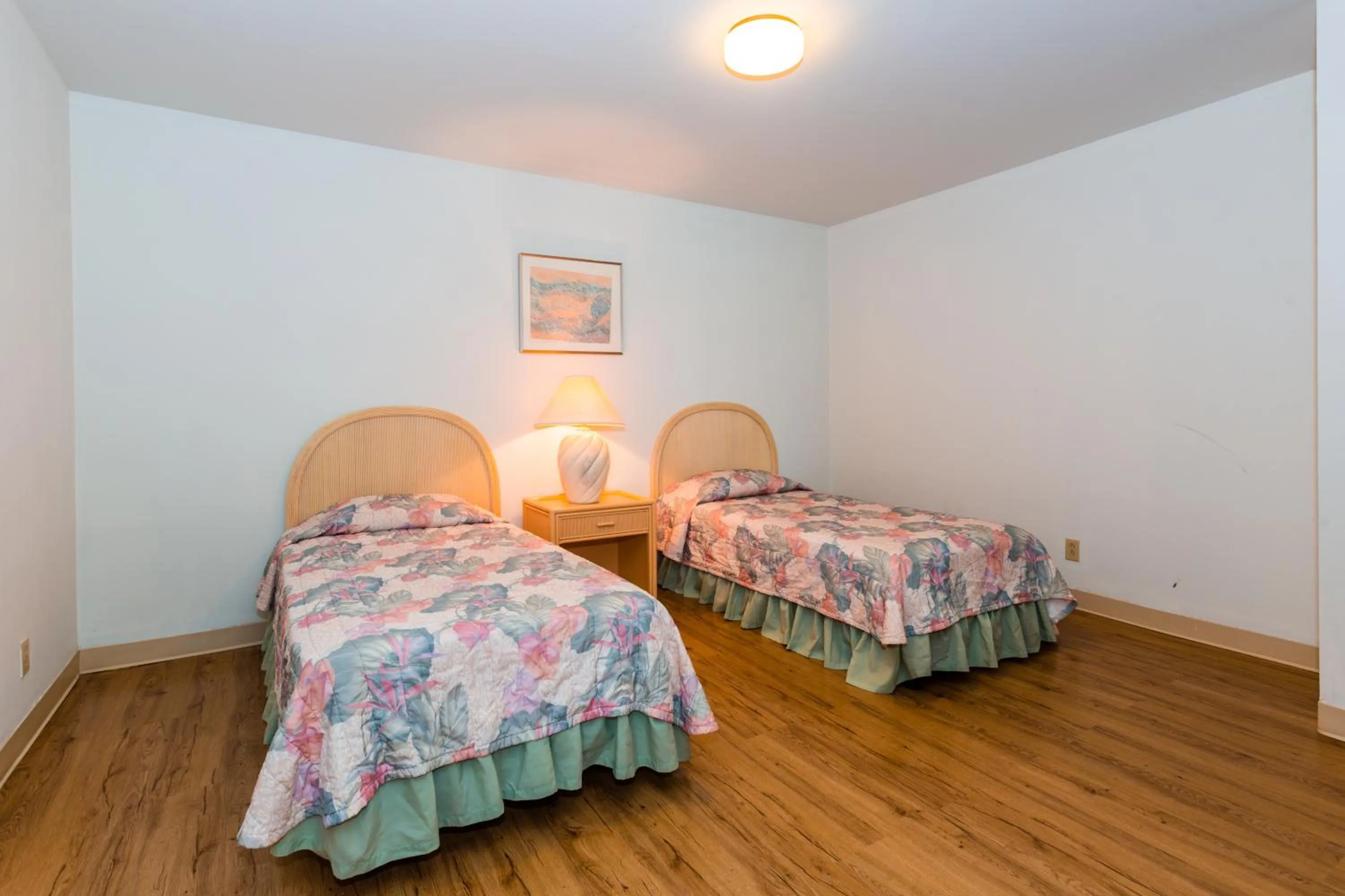 Bed in Alupang Beach Tower