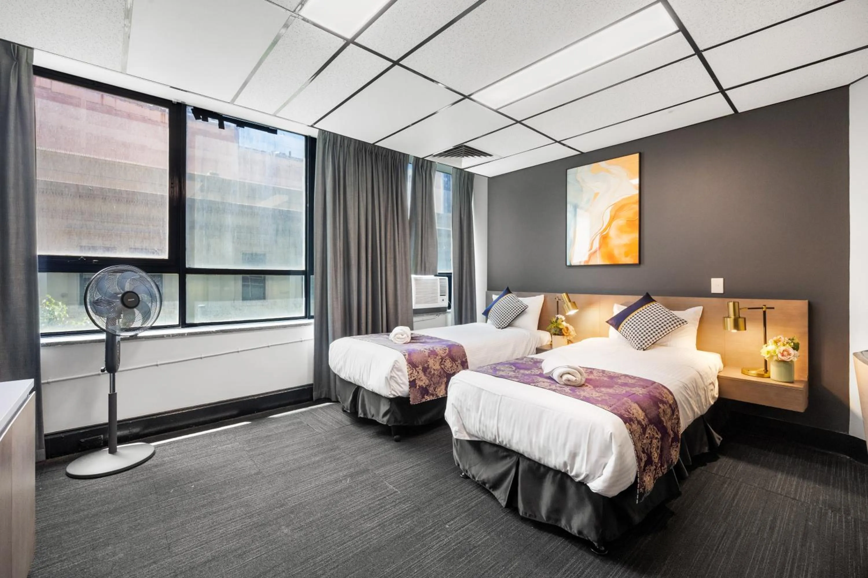 Bed in Eminence on Bank