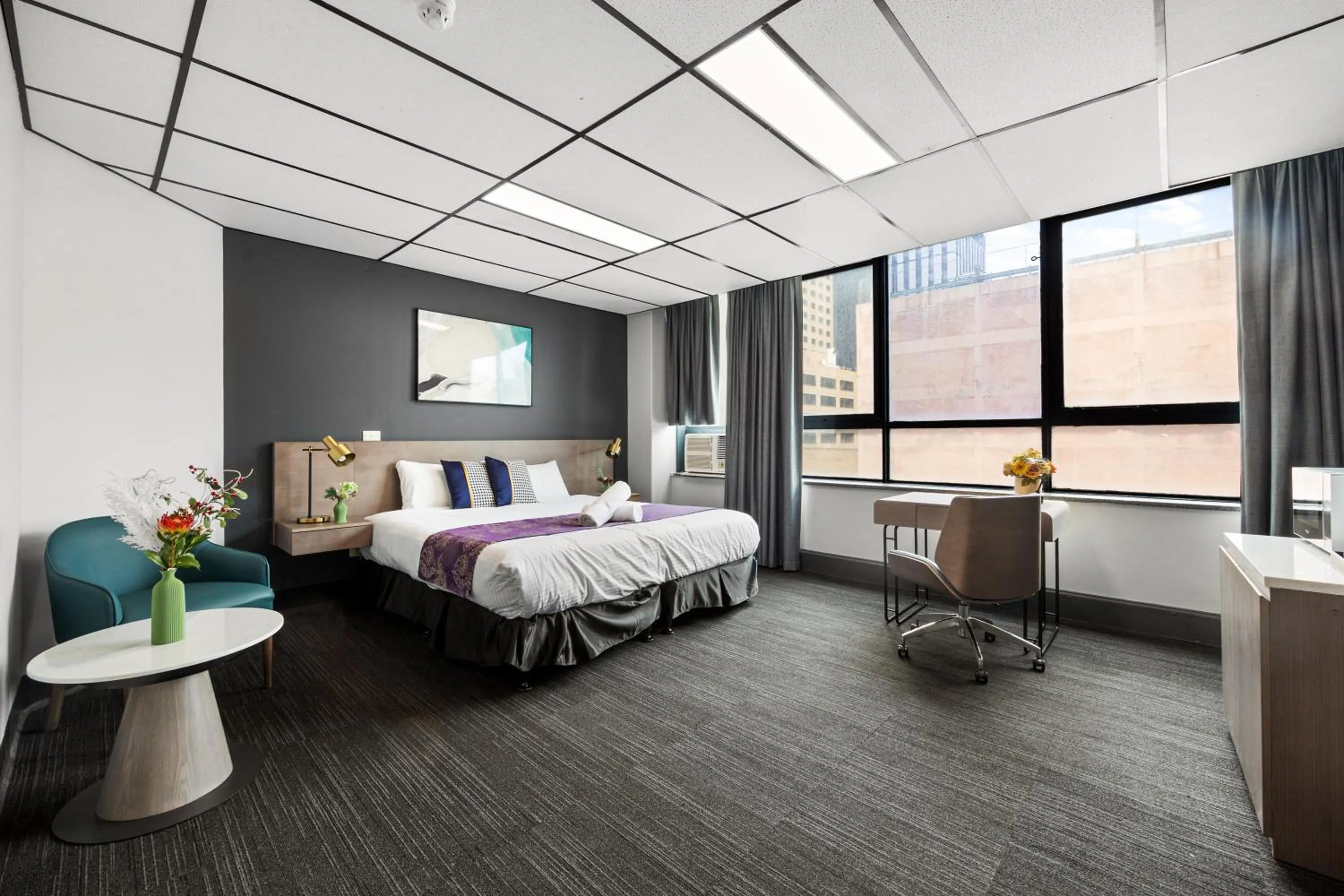 Bed in Eminence on Bank