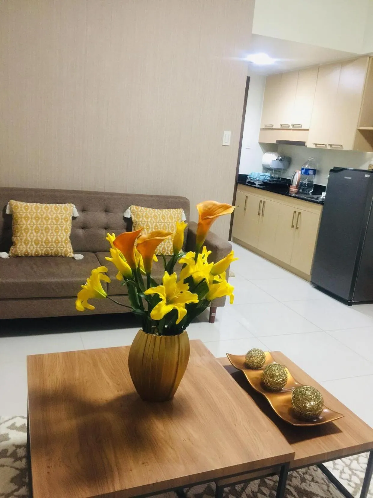 Living room in Brenthill Condominium