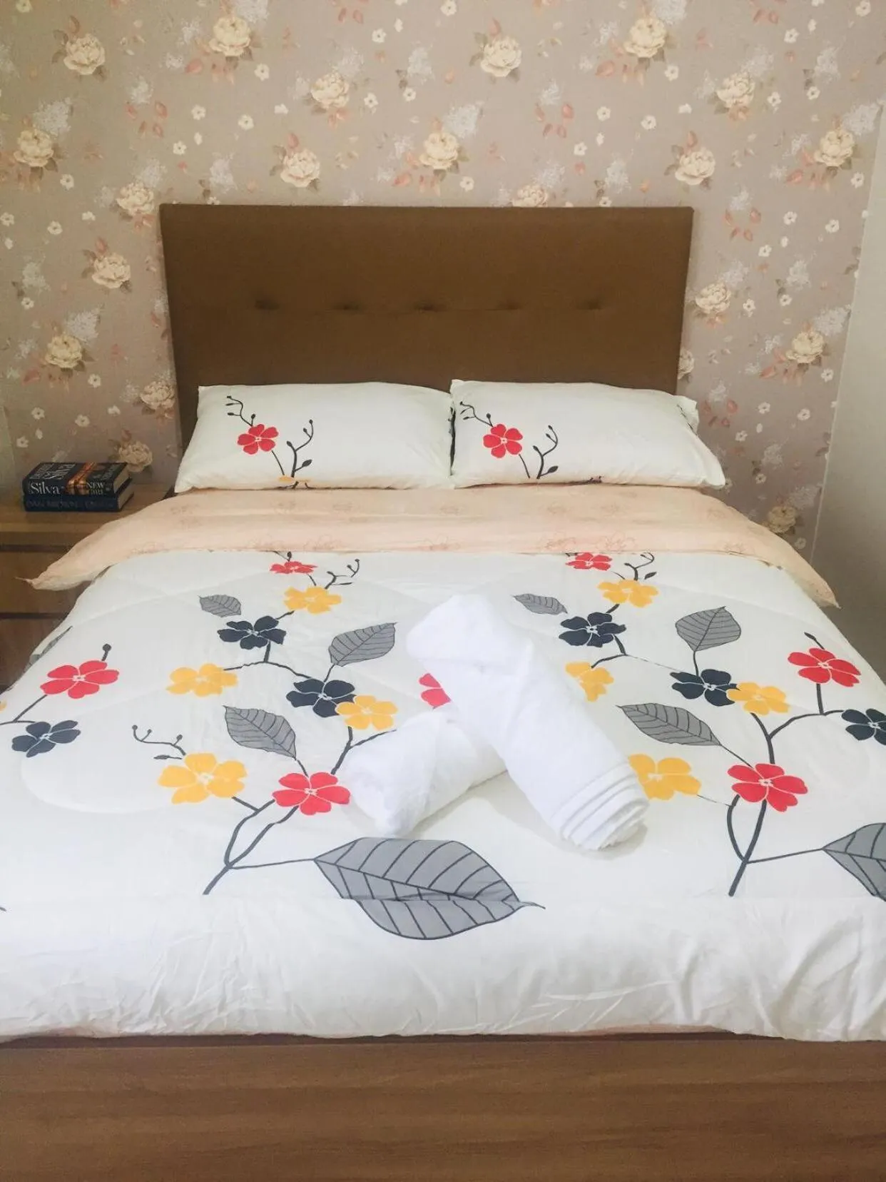 Bedroom, Bed in Brenthill Condominium