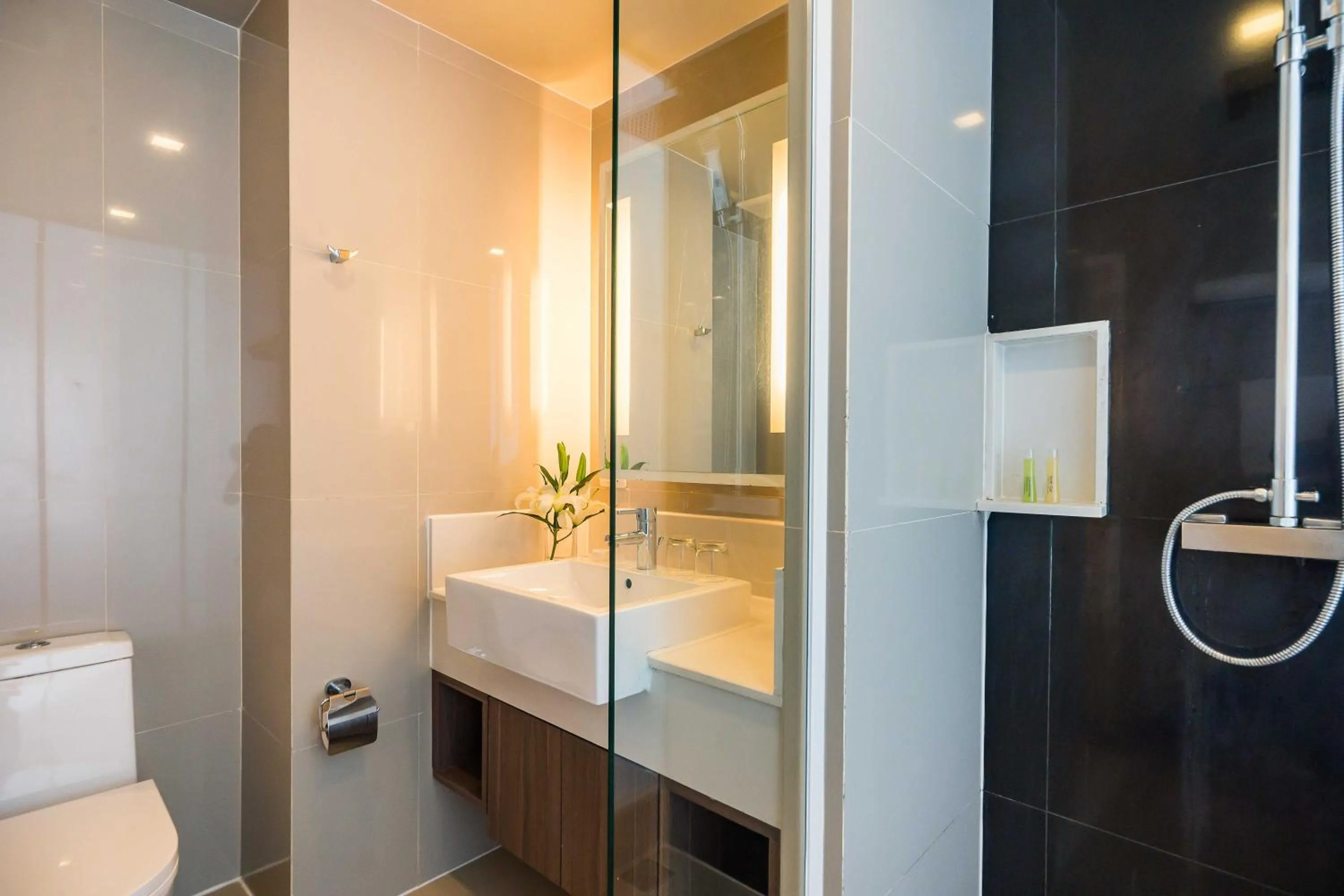 Bathroom in Best Western Patong Beach
