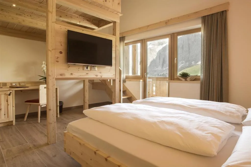 Bed in Passo Sella Dolomiti Mountain Resort