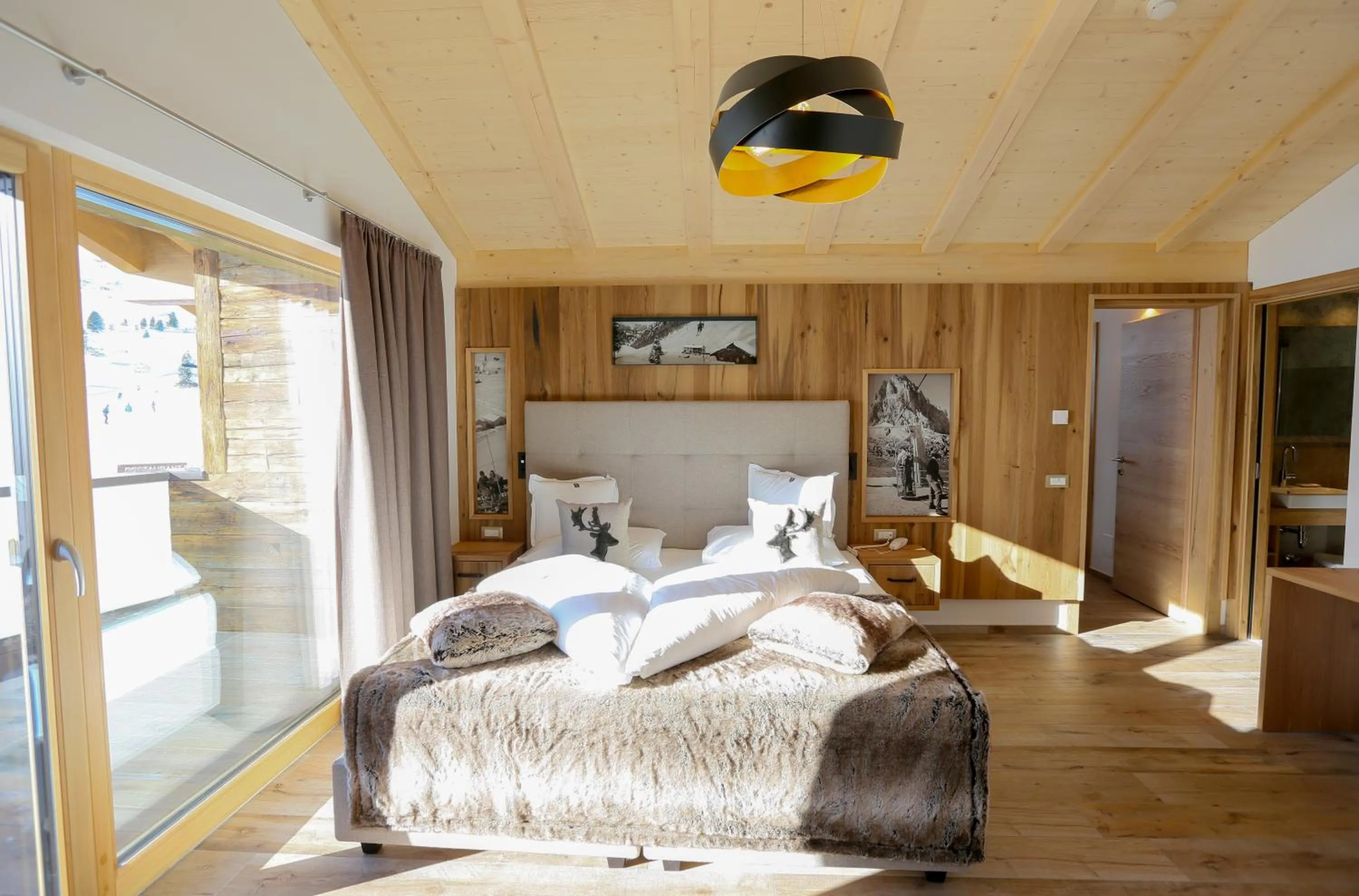 Bed in Passo Sella Dolomiti Mountain Resort