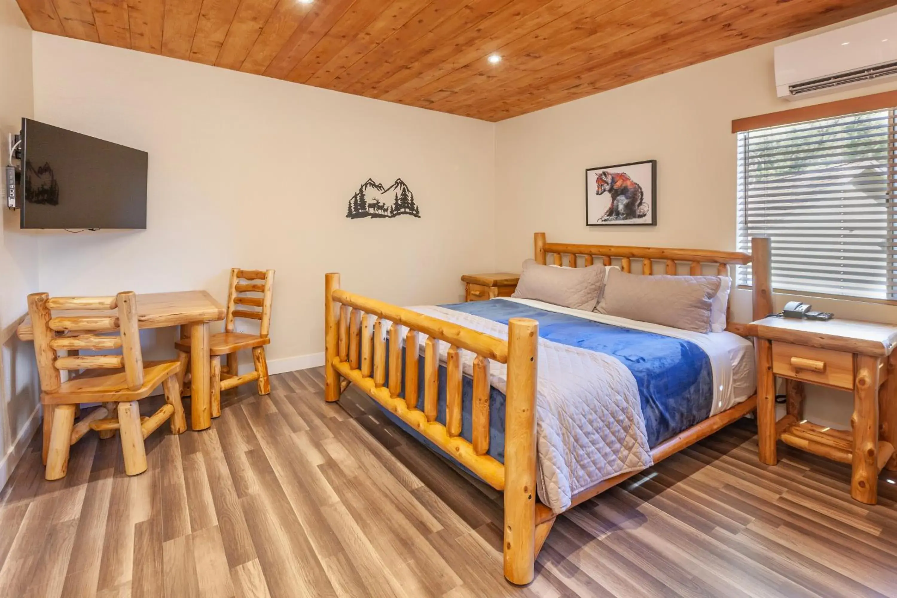 Family Junior Suite in Tahquitz Pines Retreat Family Junior Suite in Tahquitz Pines Retreat