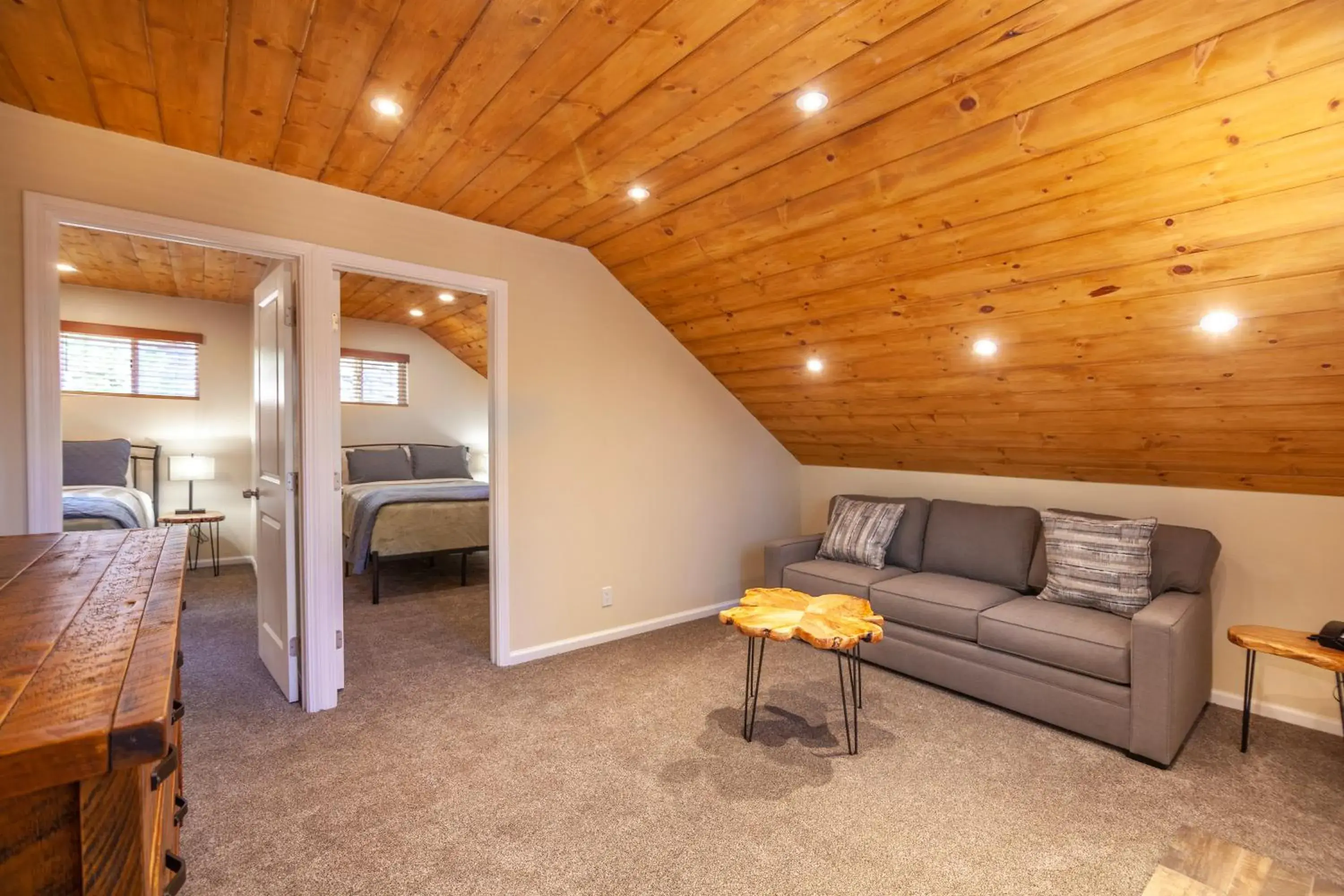 Quadruple Room with Terrace in Tahquitz Pines Retreat Quadruple Room with Terrace in Tahquitz Pines Retreat