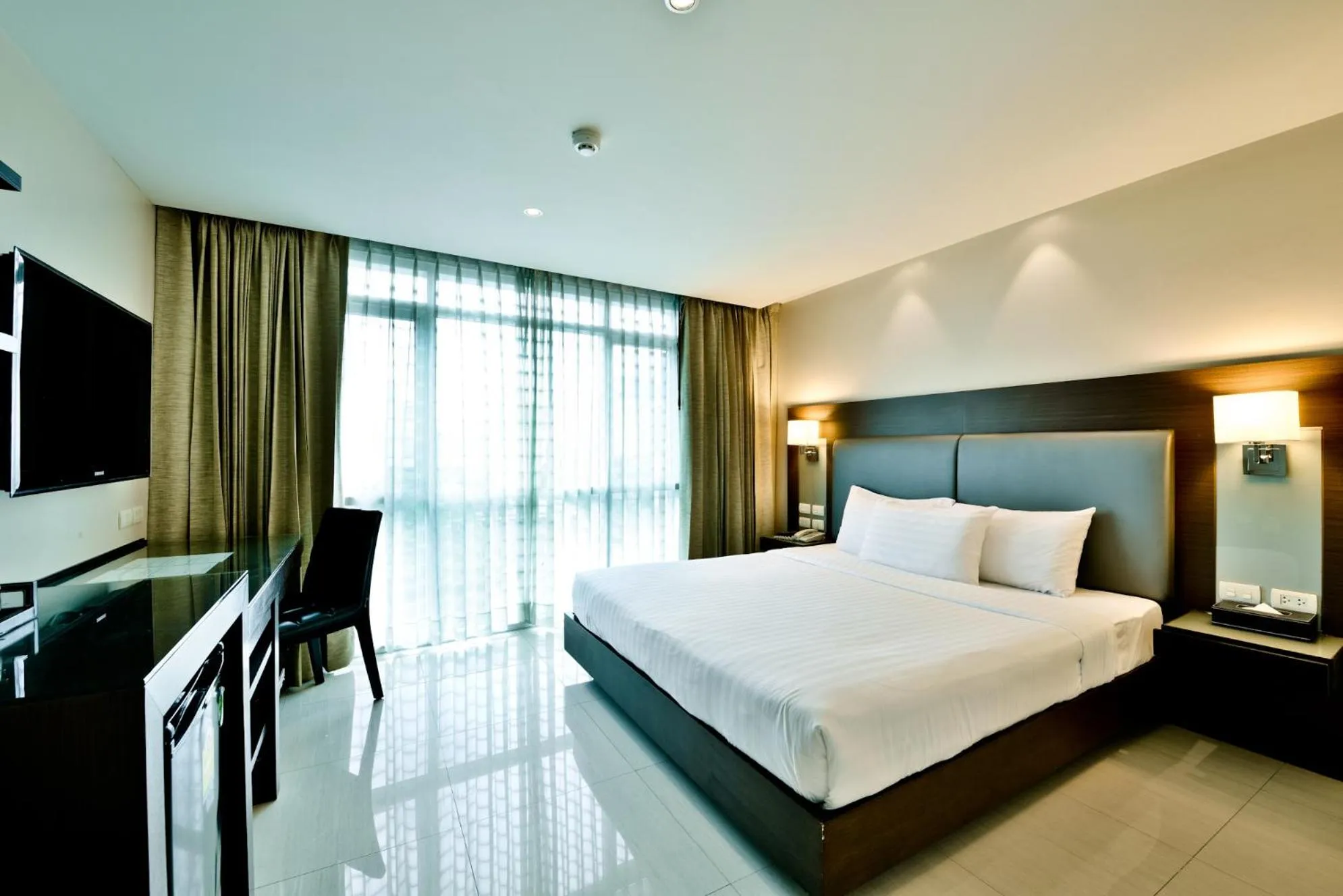 Bedroom, Bed in The Prestige Nana