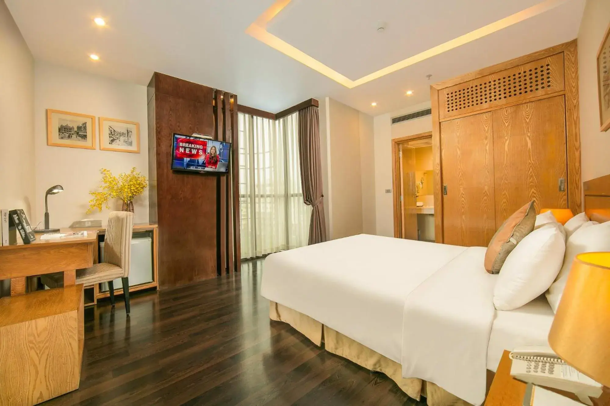 Deluxe Double Room in Parkside Sunline Hotel Deluxe Double Room in Parkside Sunline Hotel