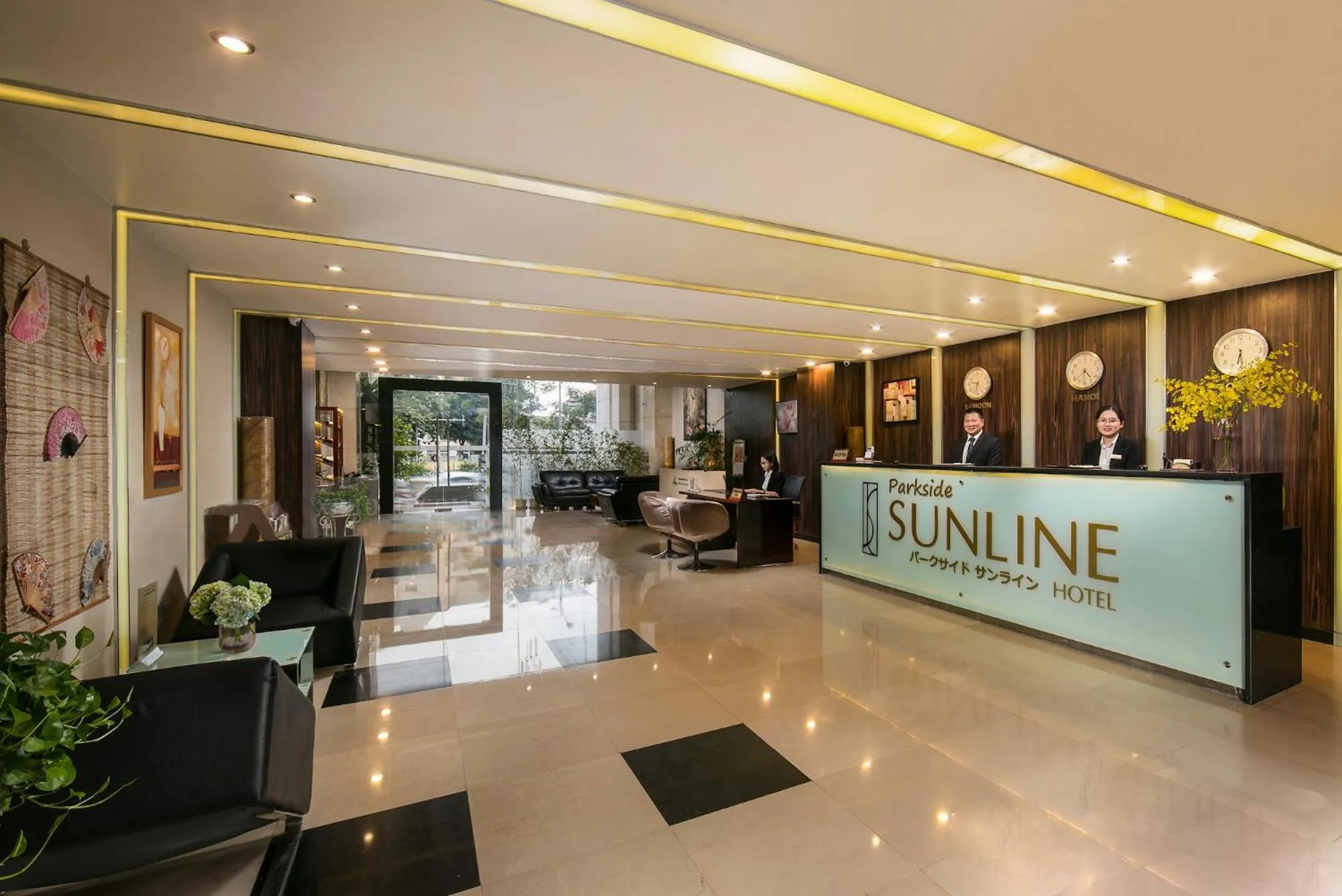 Lobby or reception in Parkside Sunline Hotel