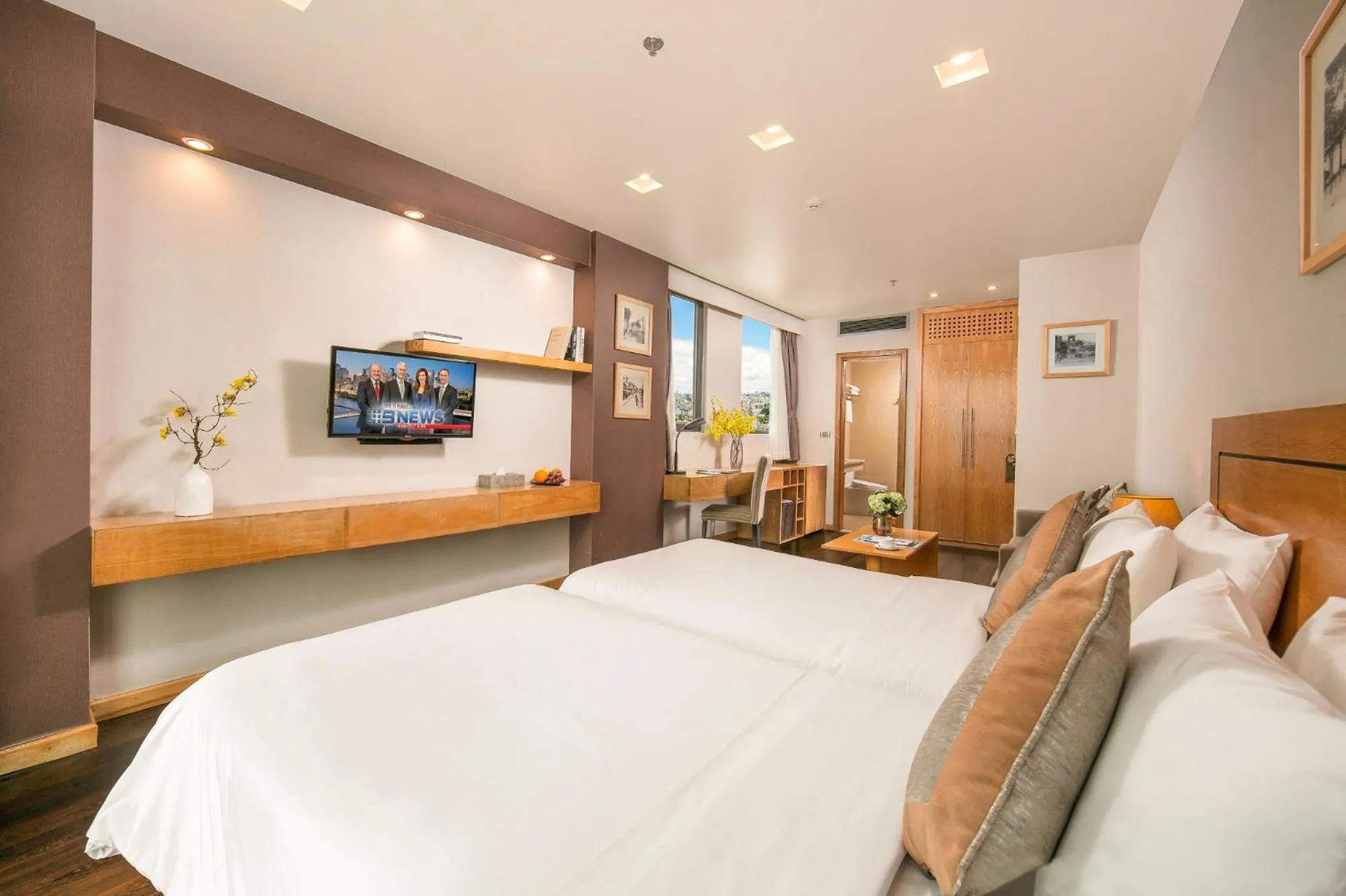 Bed in Parkside Sunline Hotel