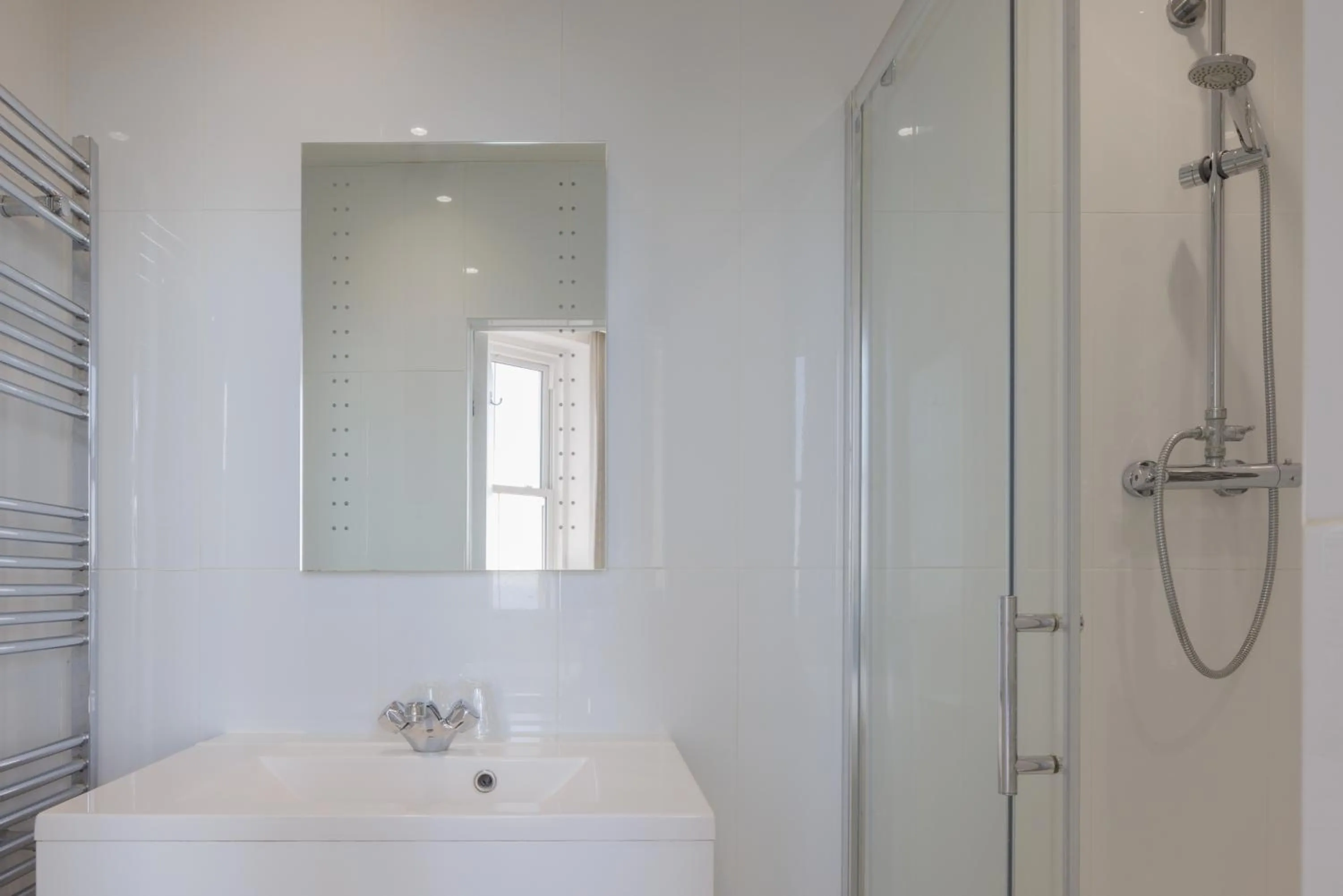 Bathroom in The Cumberland Hotel