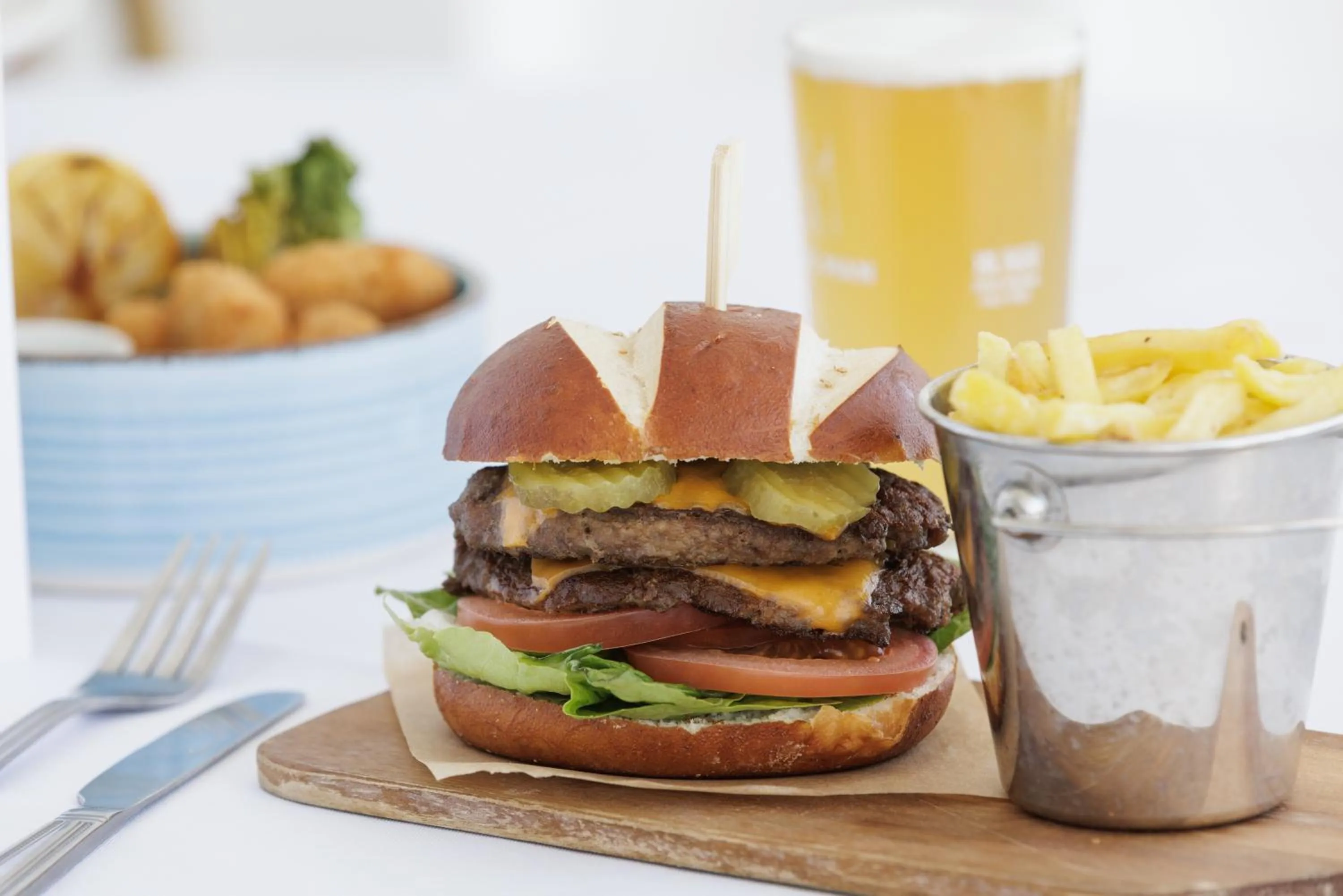 Food and drinks in The Cumberland Hotel