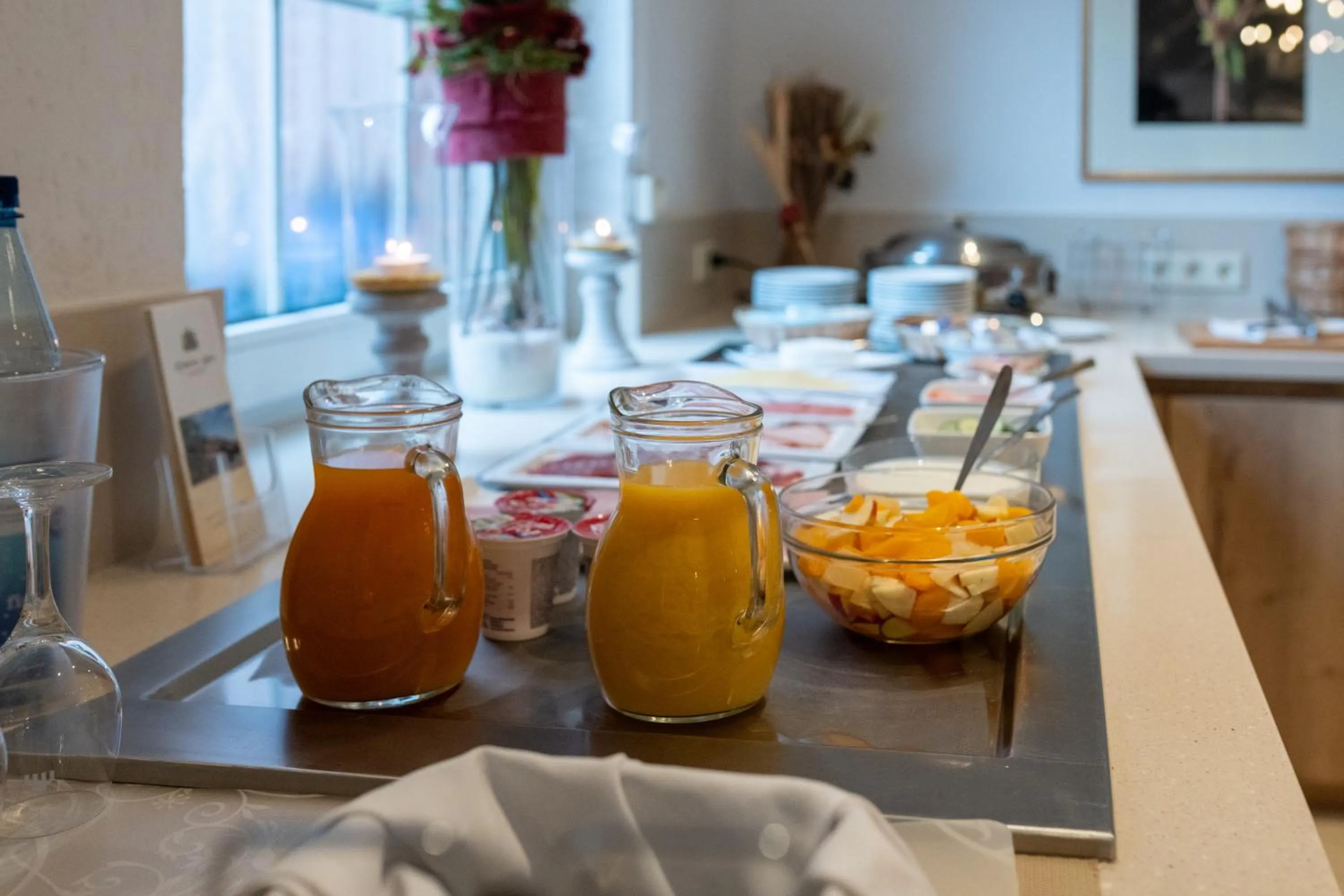 Buffet breakfast in Rixbecker Alpen - Hotel Koch