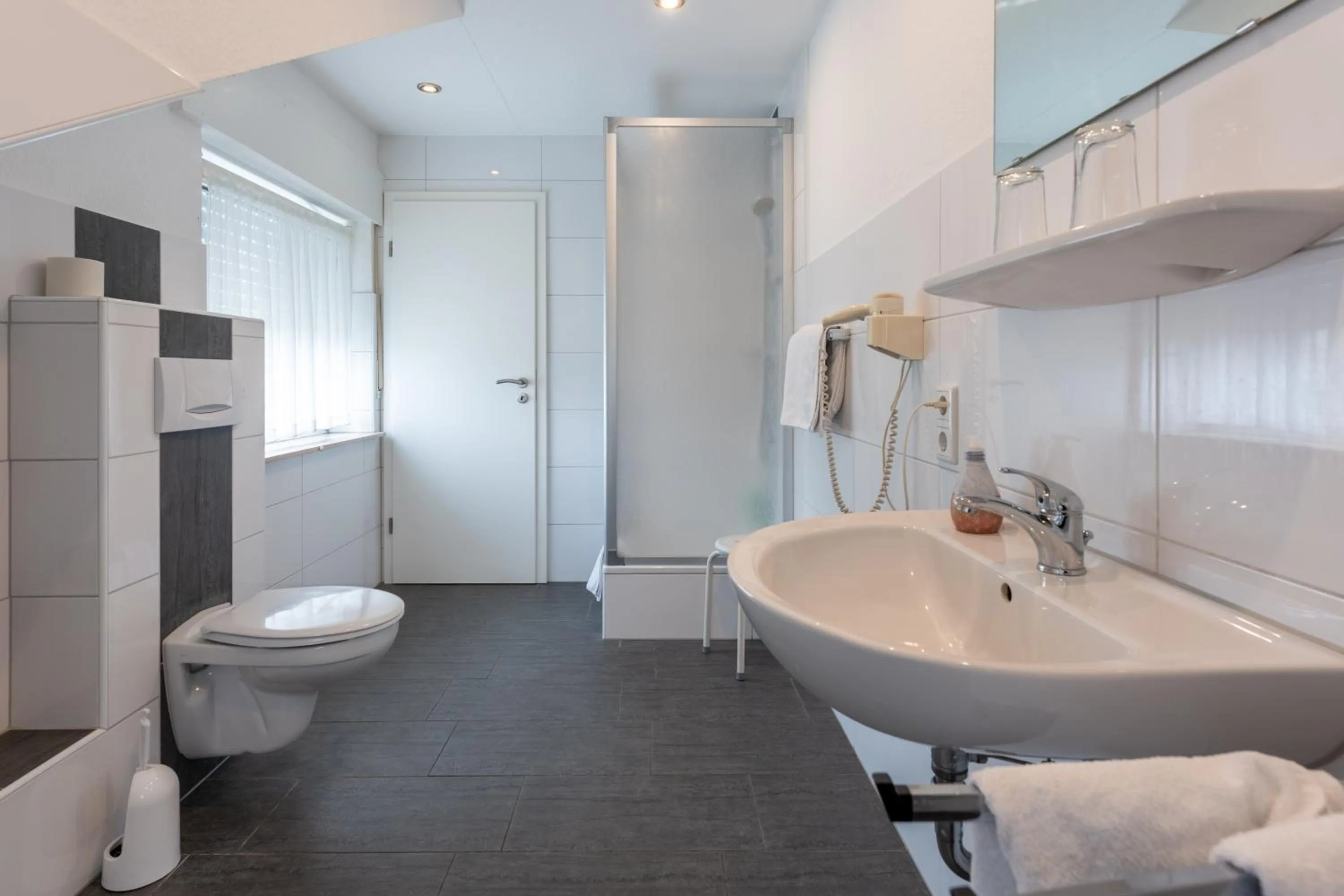 Bathroom in Rixbecker Alpen - Hotel Koch