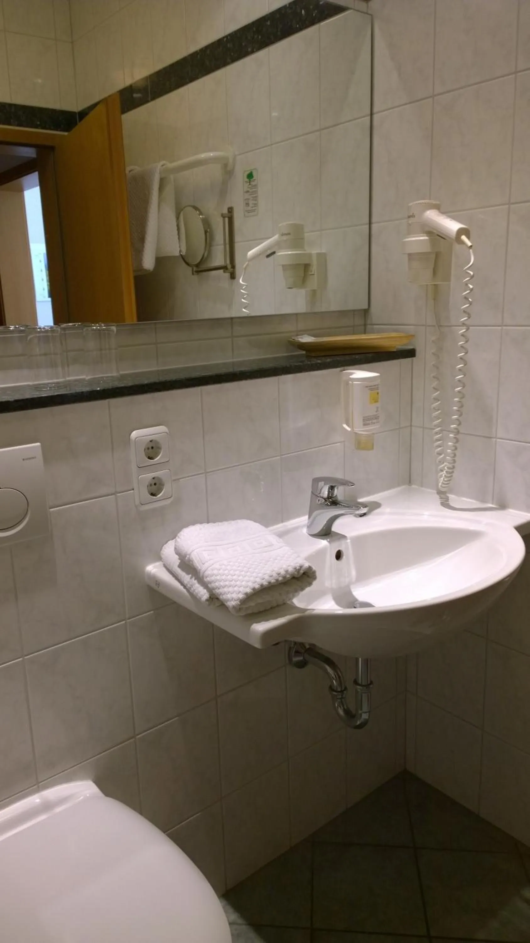 Bathroom in Weinhotel Rose