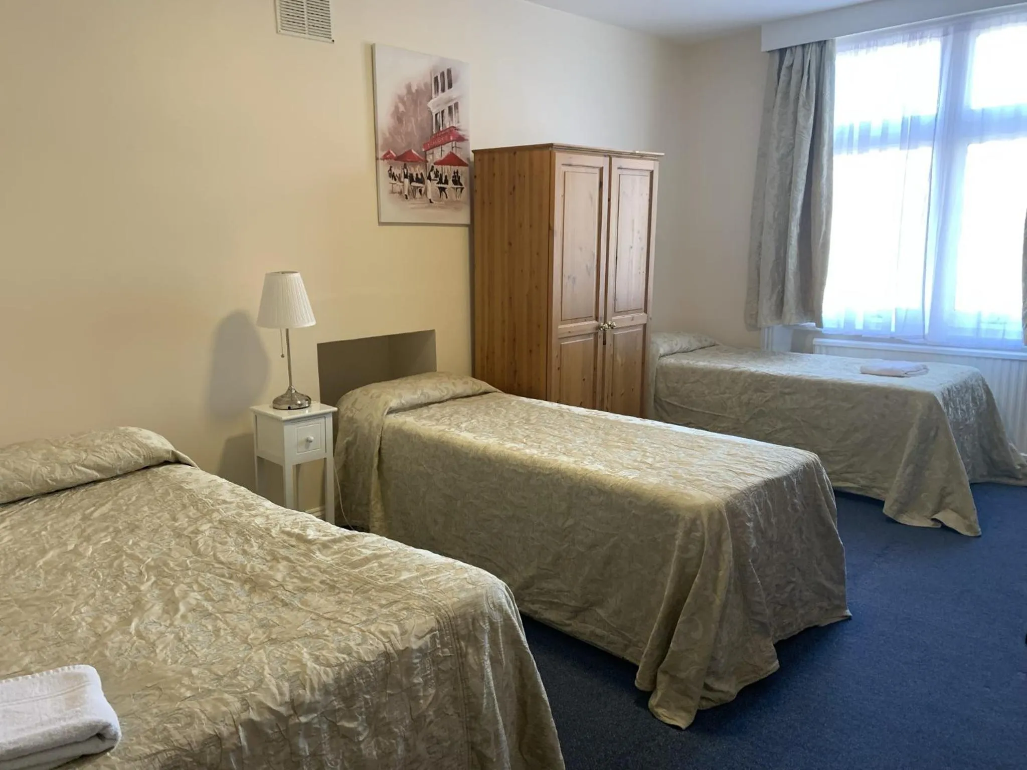 Bedroom, Bed in St Simeon