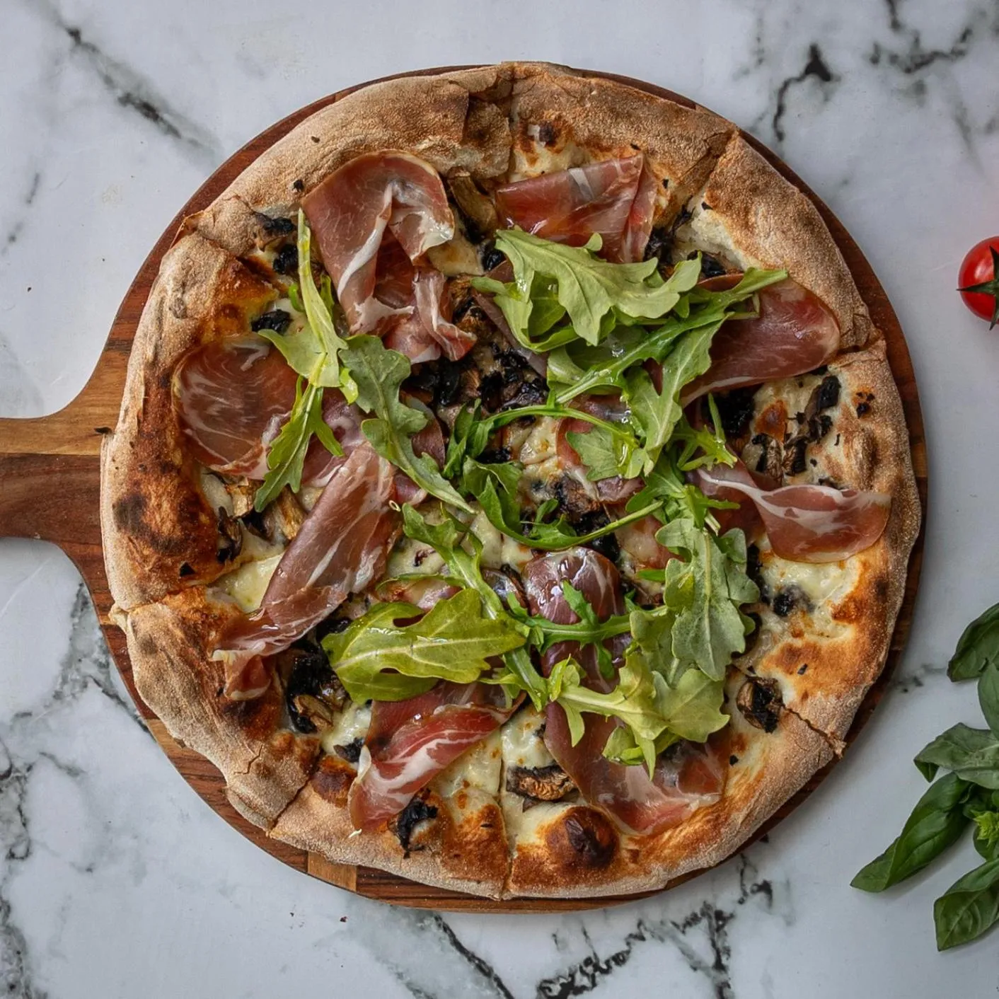 Food in Native Rose Hotel