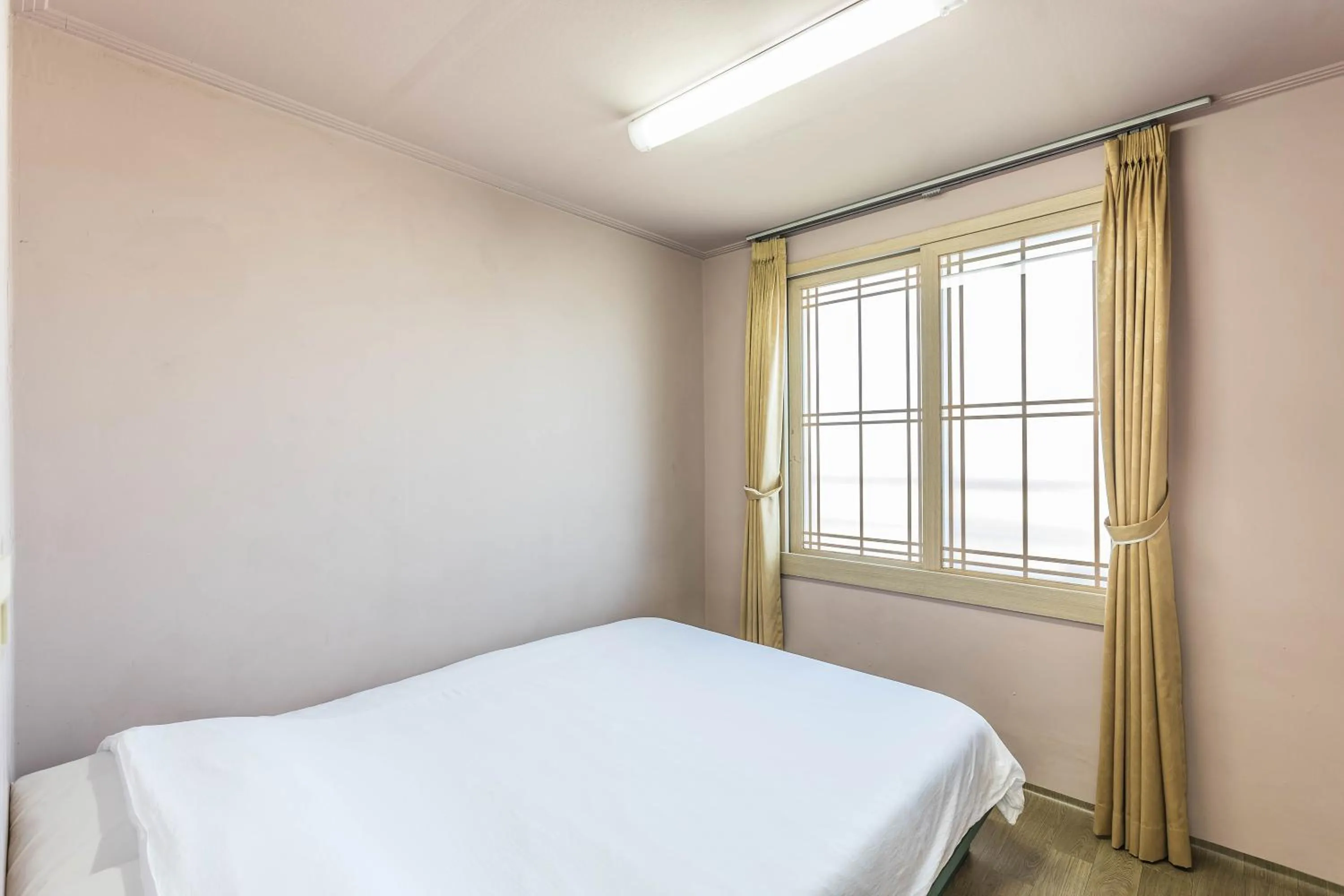 Bedroom, Bed in Sea Eco Beach