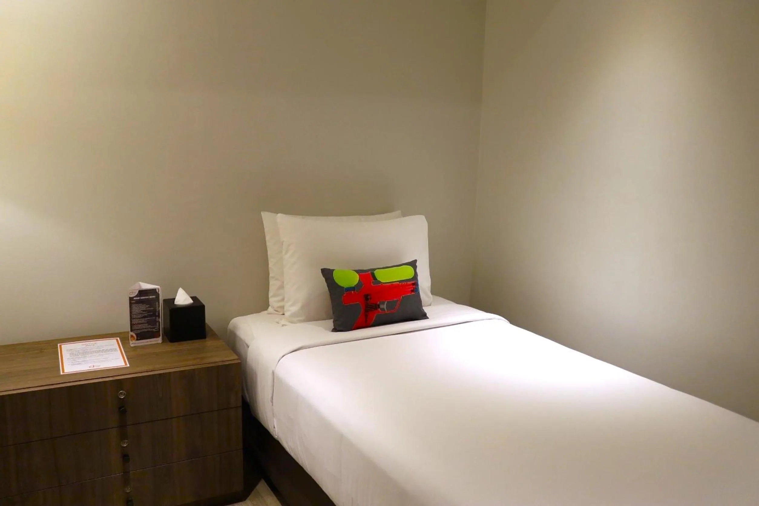 Bed in Tinidee Trendy Bangkok Khaosan