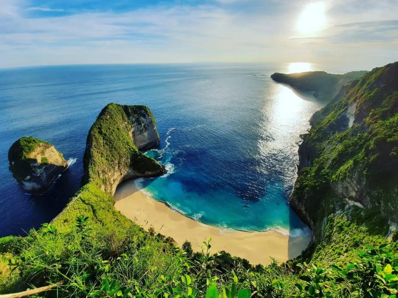 Beach in Kelingking Sunset Point Hotel & Spa