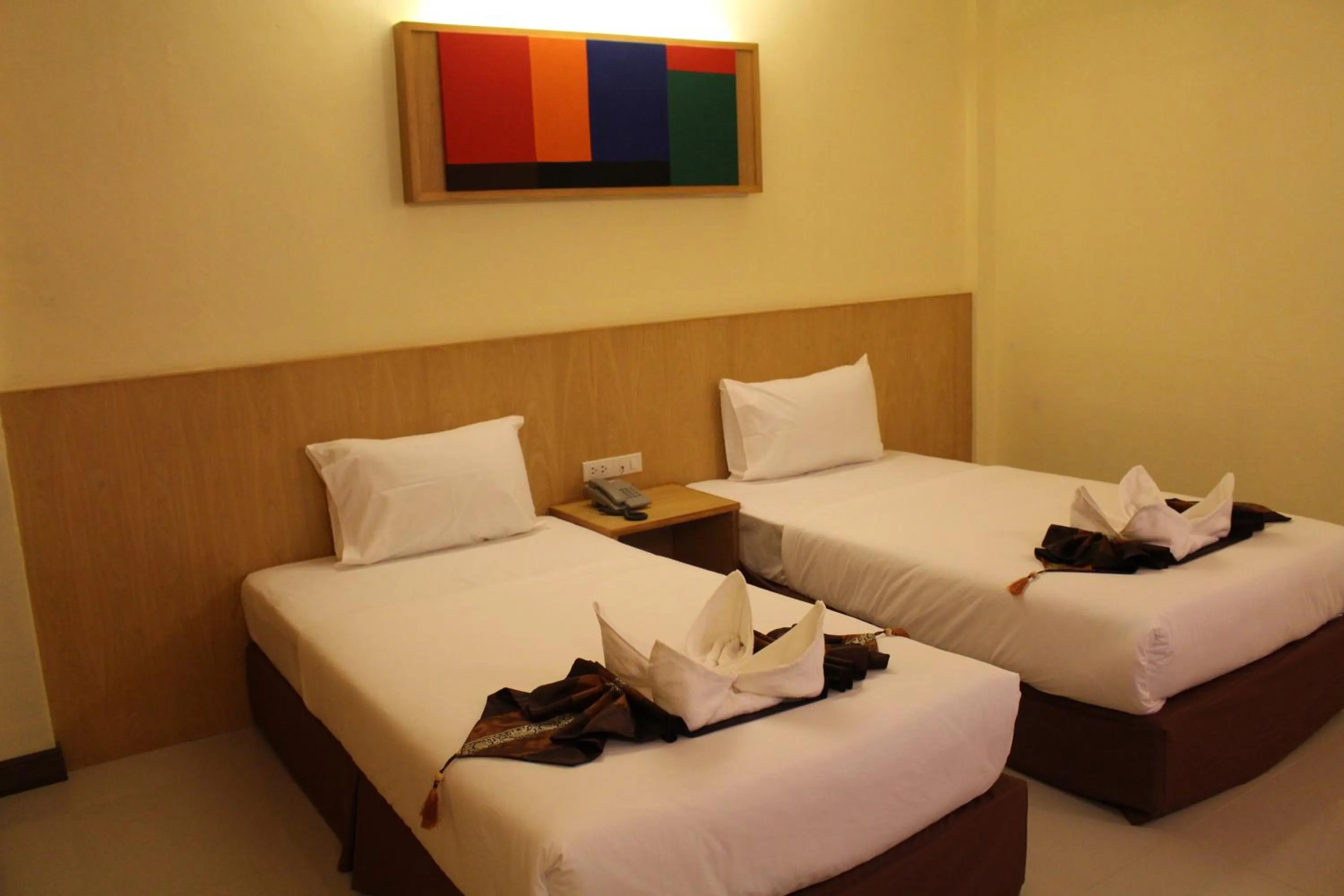 Photo of the whole room, Bed in The Lephant Hotel