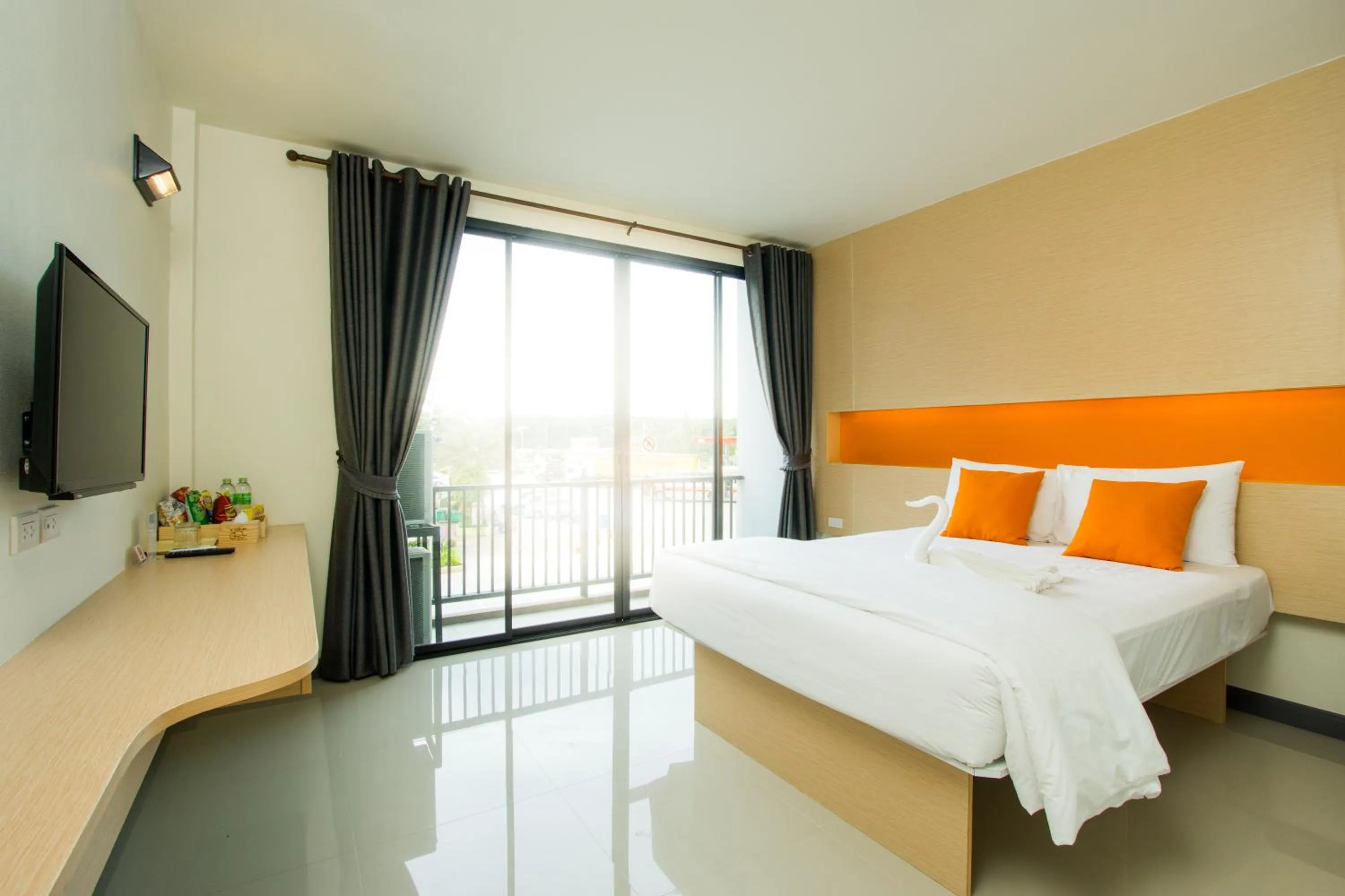 Photo of the whole room, Bed in The Lephant Hotel