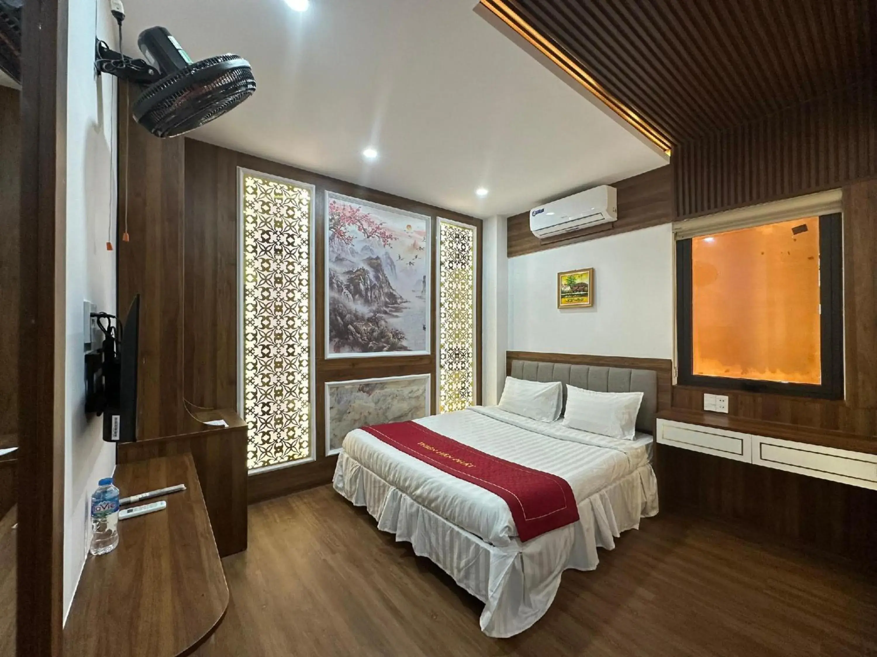 Deluxe Double Room in Thien Han Phat Hotel Deluxe Double Room in Thien Han Phat Hotel