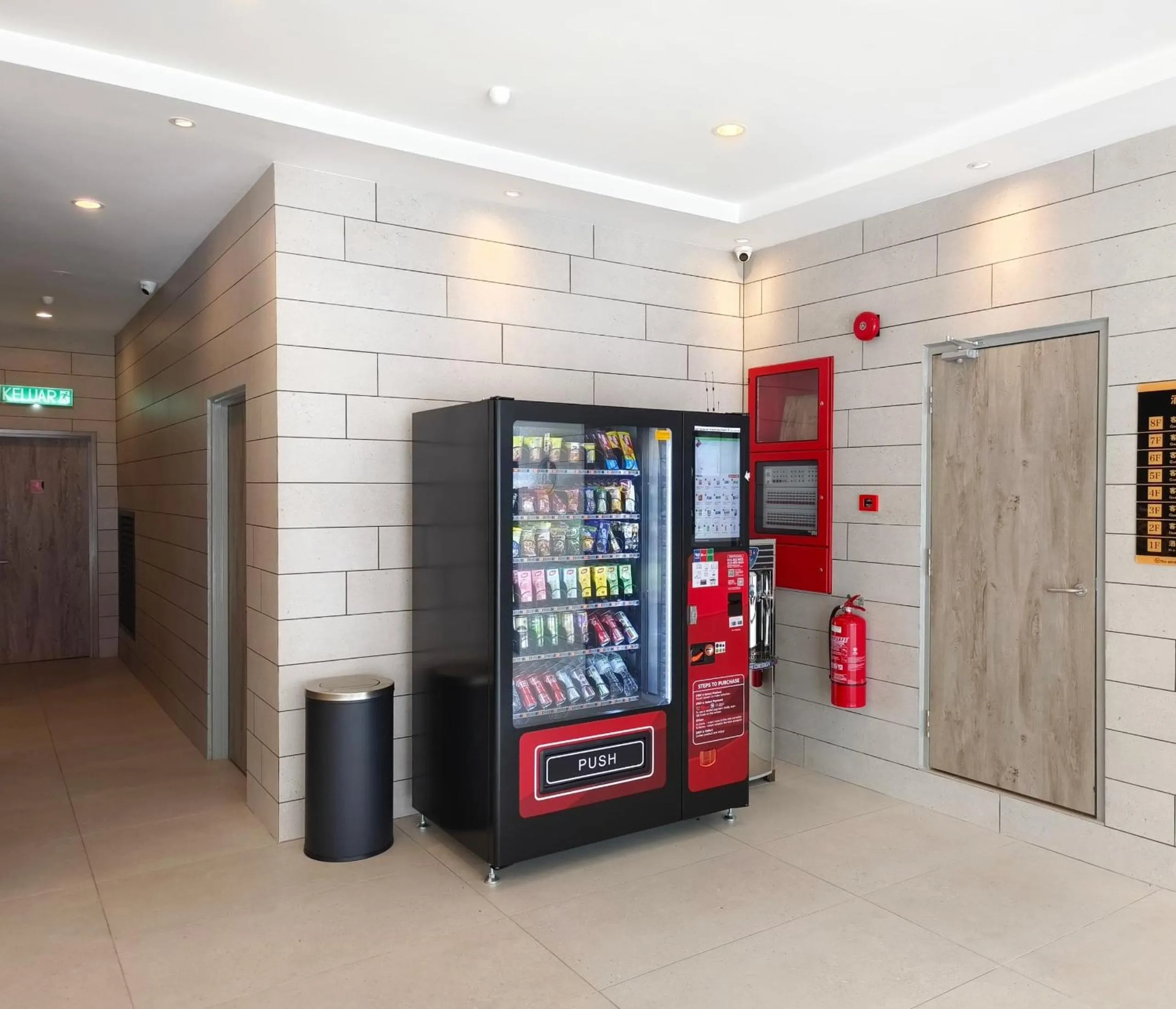 Lobby or reception in ZOOM HOTEL