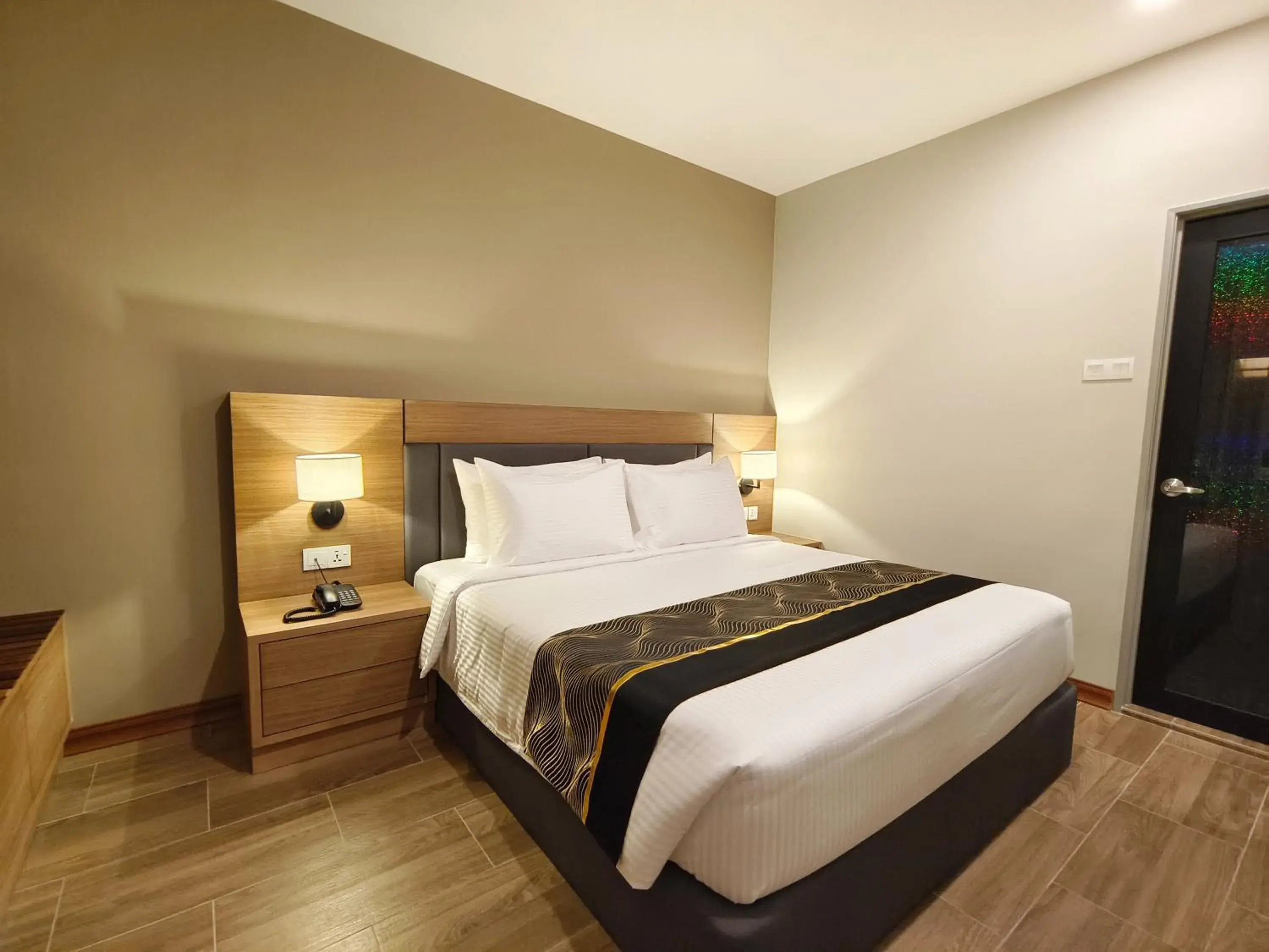 Standard King Room Without Window in ZOOM HOTEL Standard King Room Without Window in ZOOM HOTEL