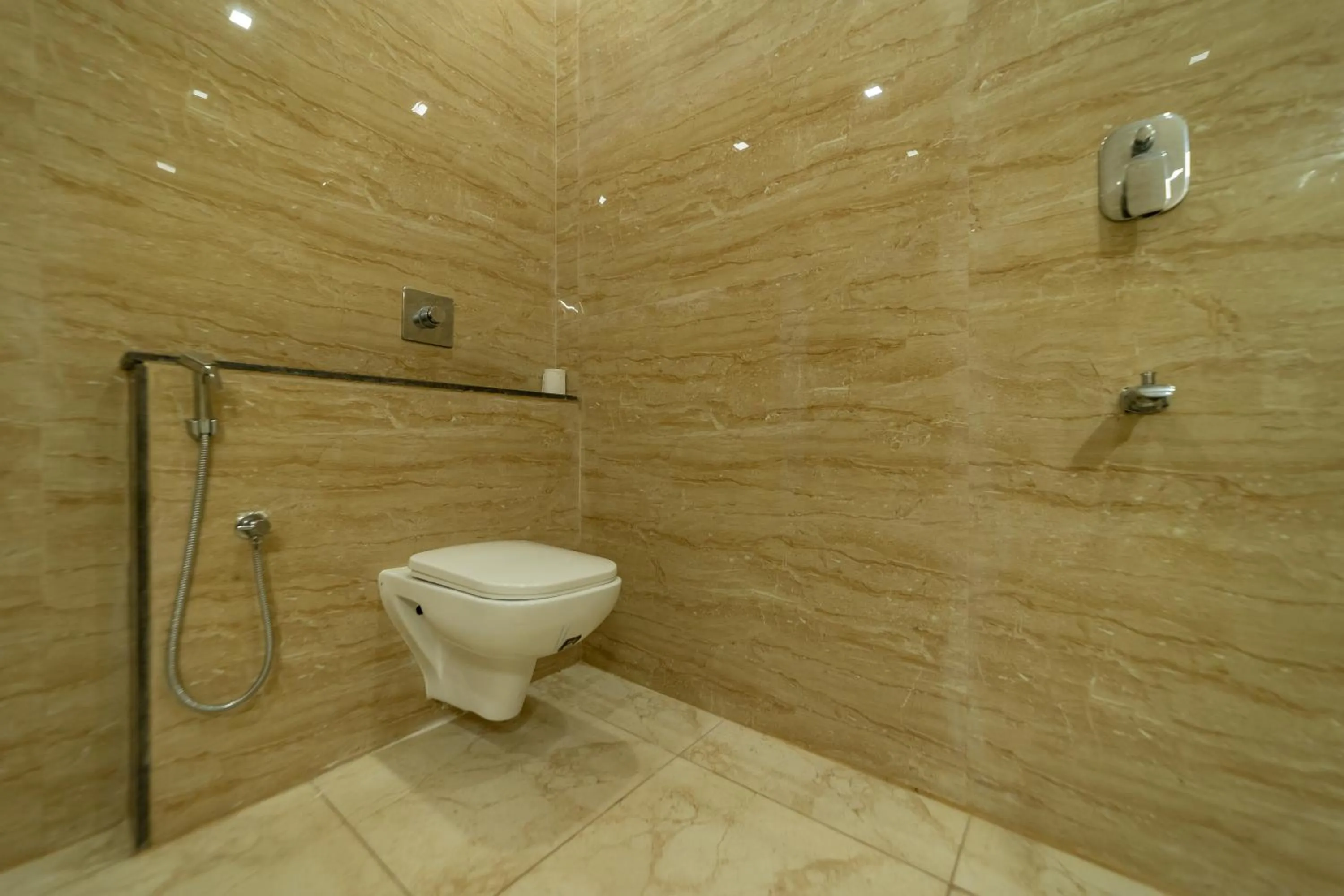 Bathroom in Magizhvanam