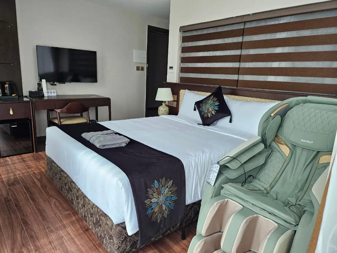 Queen Suite - single occupancy in MOMIZI HANOI 2 - PHAN KE BINH Queen Suite - single occupancy in MOMIZI HANOI 2 - PHAN KE BINH