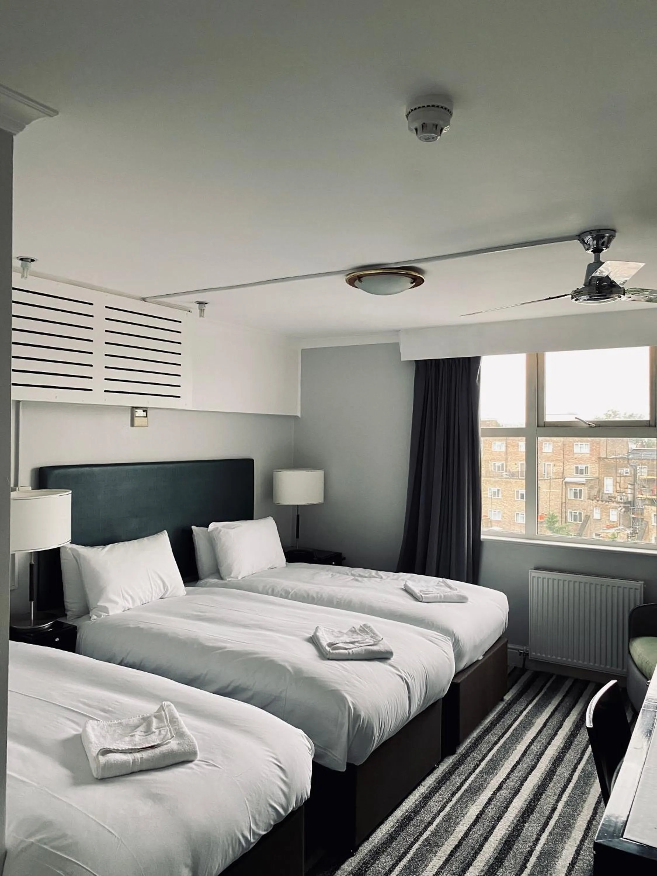 Garden view, Bed in My Place Hotel