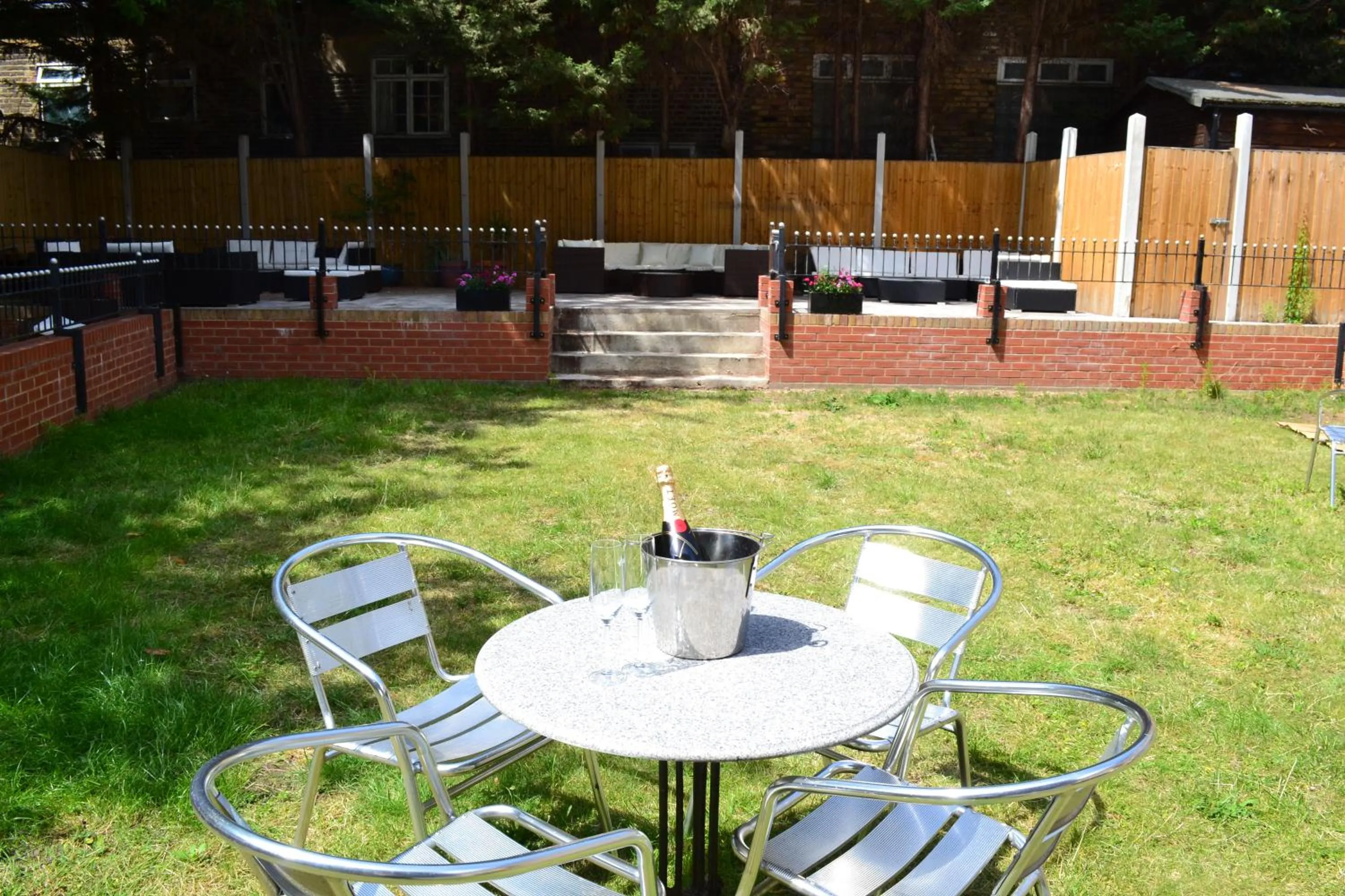 Garden in My Place Hotel