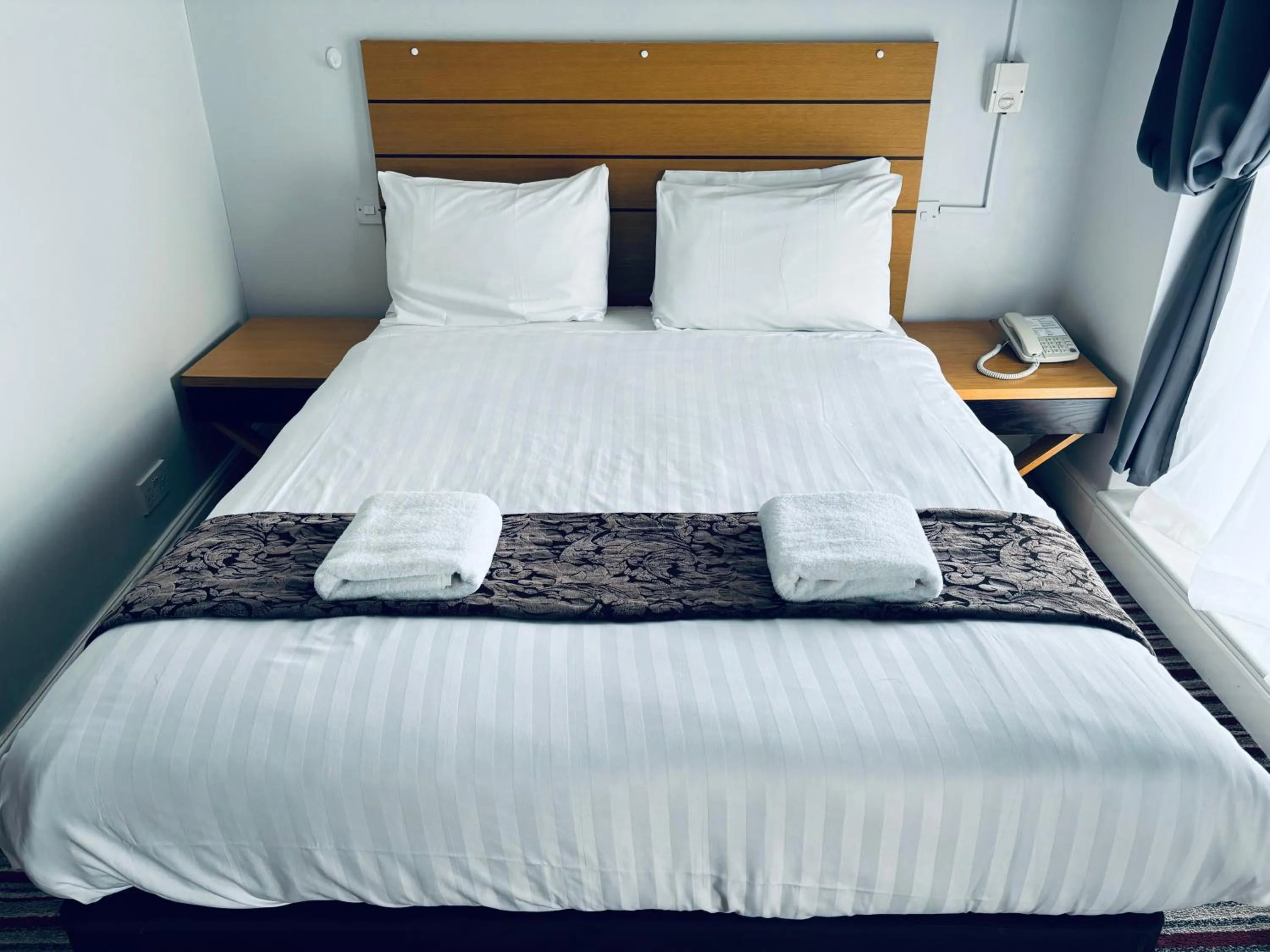 Bed in My Place Hotel