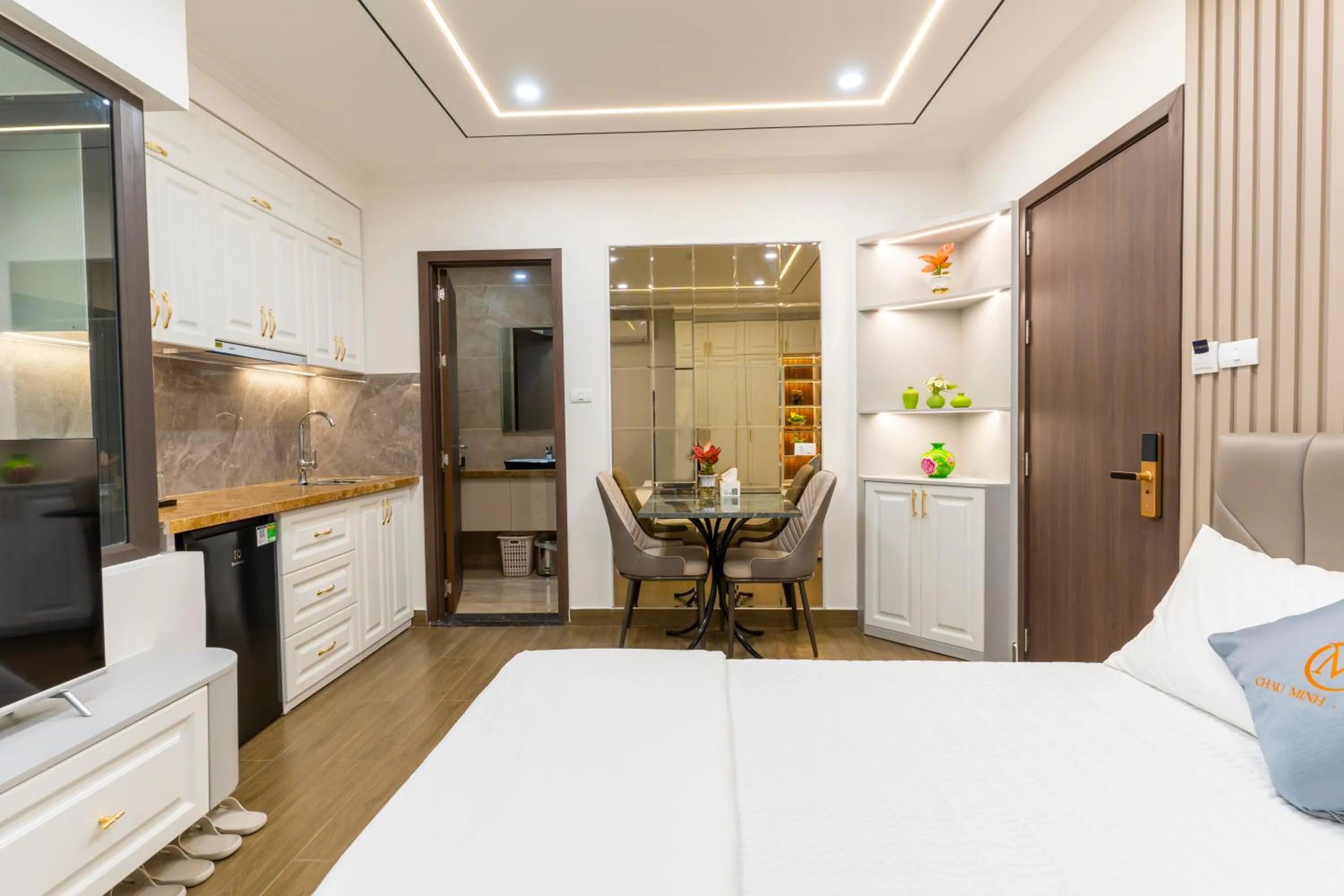 CM Hotel & Apartment